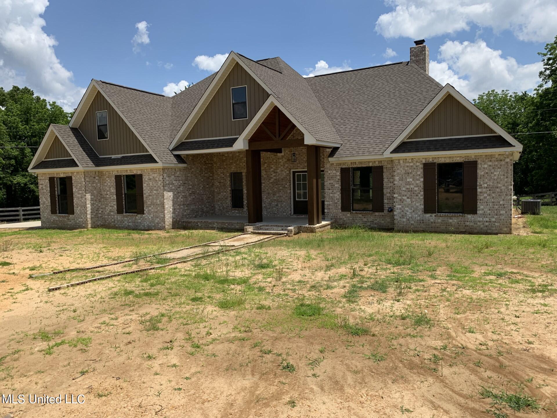 1000 Hawkins Road Property Photo 1