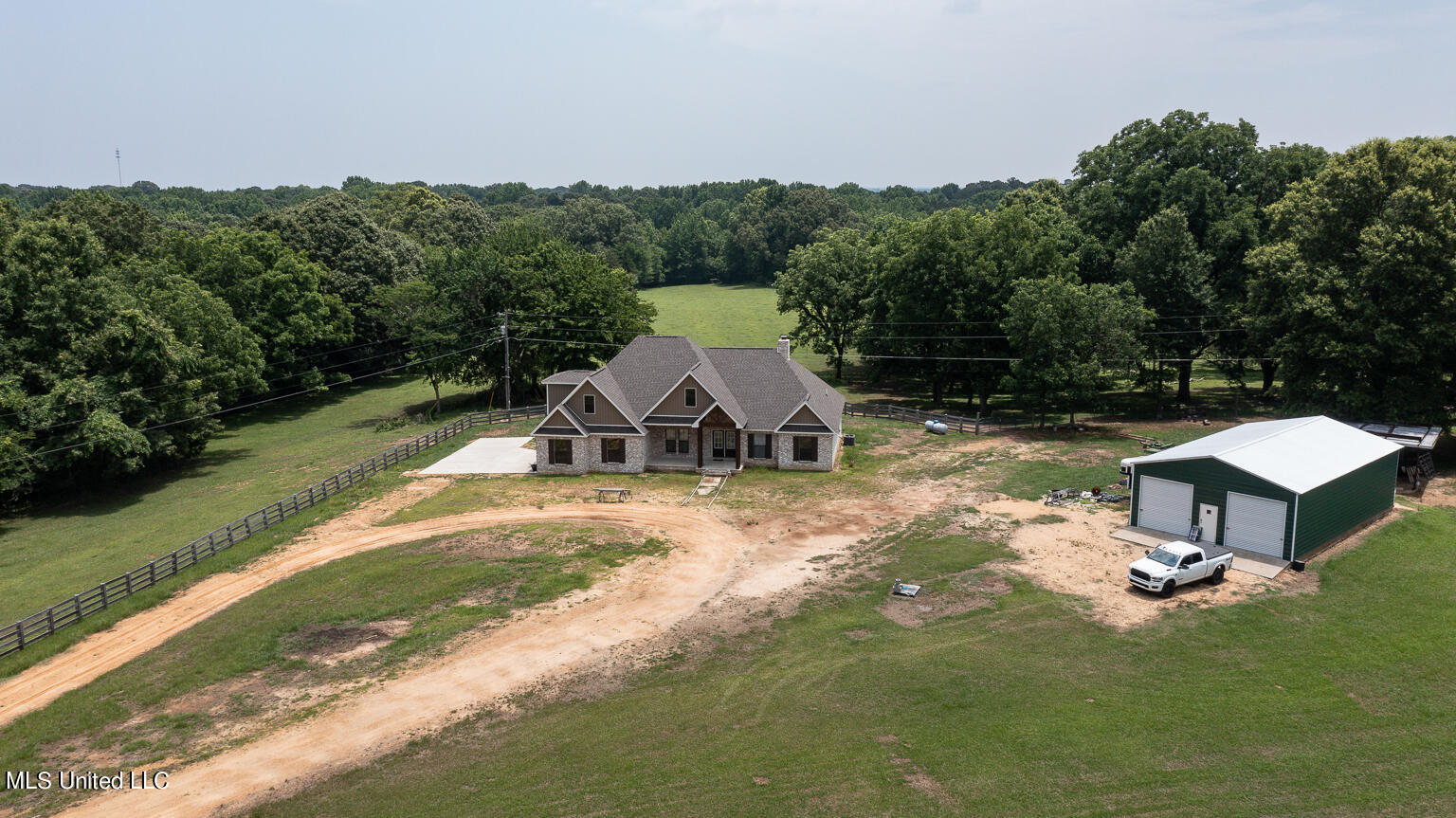 1000 Hawkins Road Property Photo 3