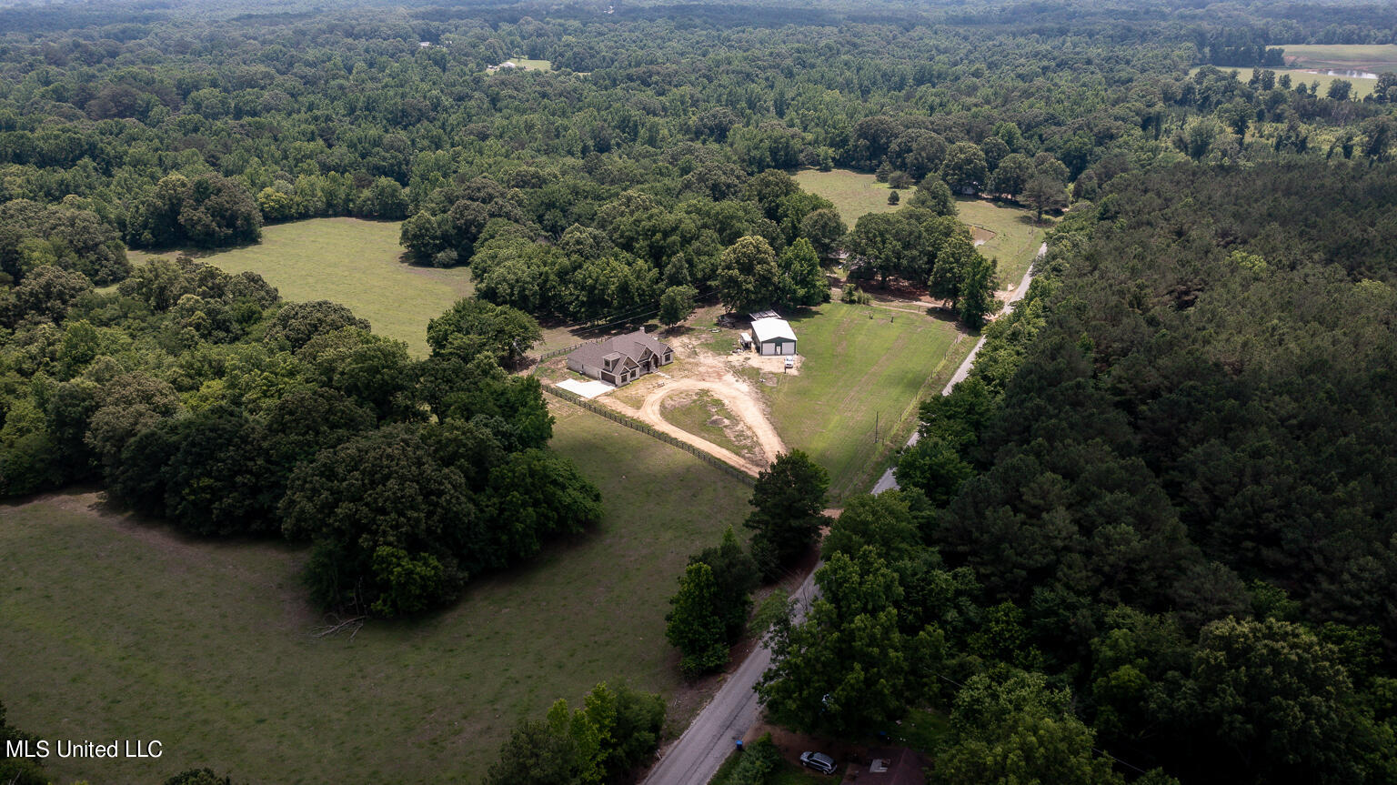 1000 Hawkins Road Property Photo 12