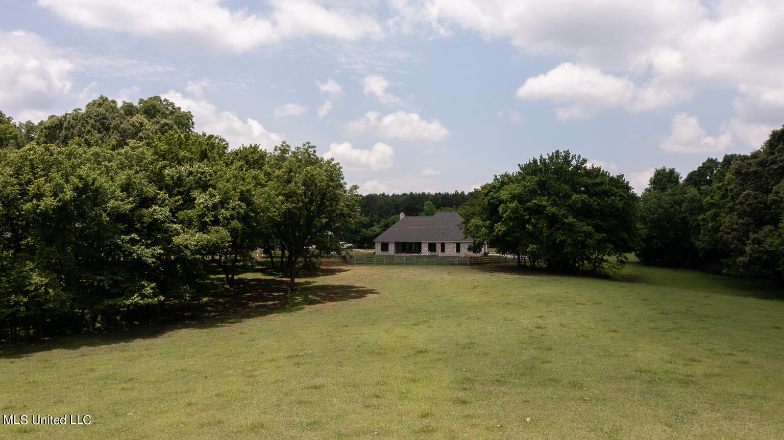 1000 Hawkins Road Property Photo 13