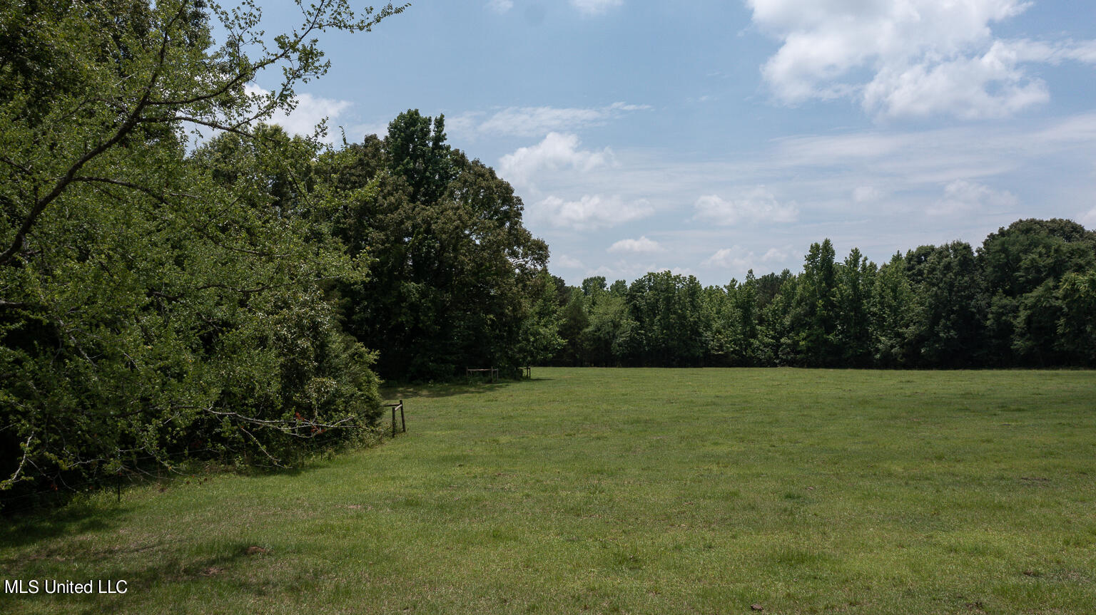 1000 Hawkins Road Property Photo 15