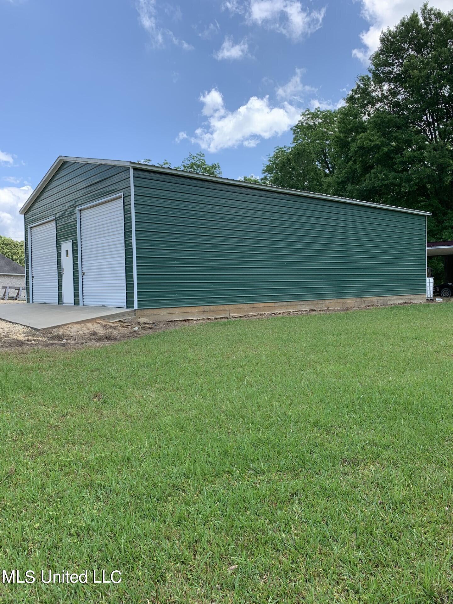 1000 Hawkins Road Property Photo 43