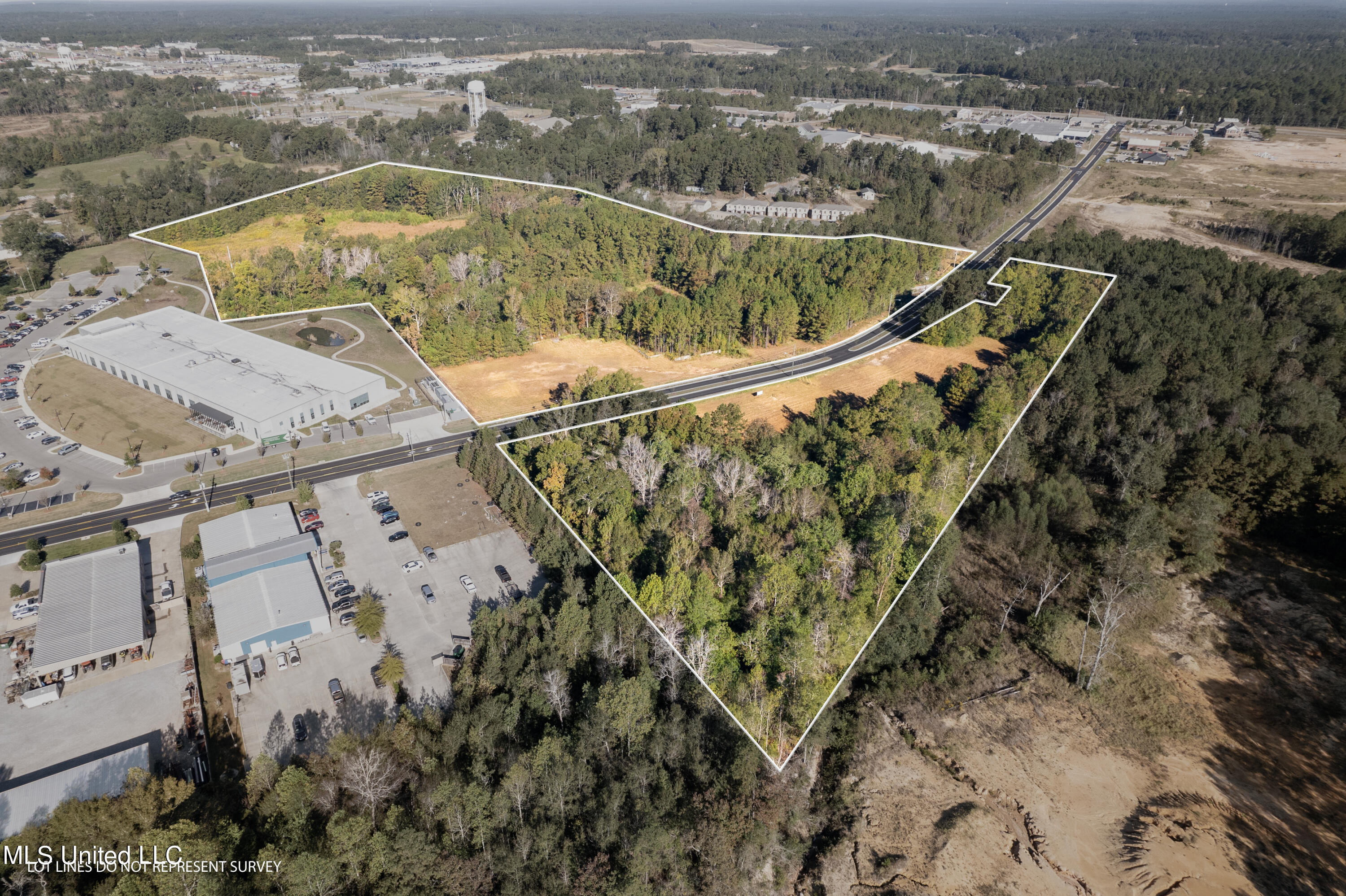 22.65 Acre Lamar Boulevard Property Photo 1