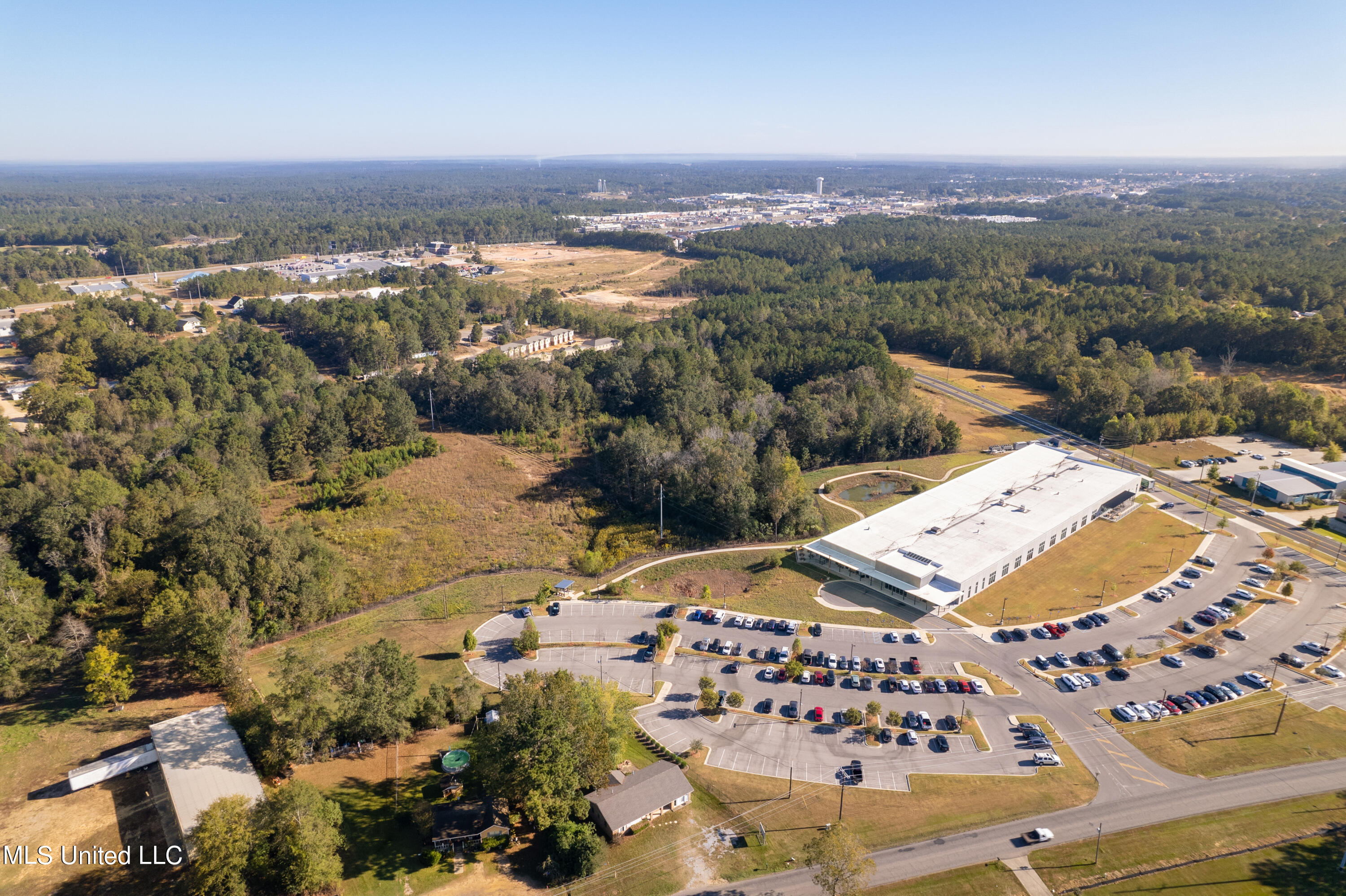 22.65 Acre Lamar Boulevard Property Photo 2
