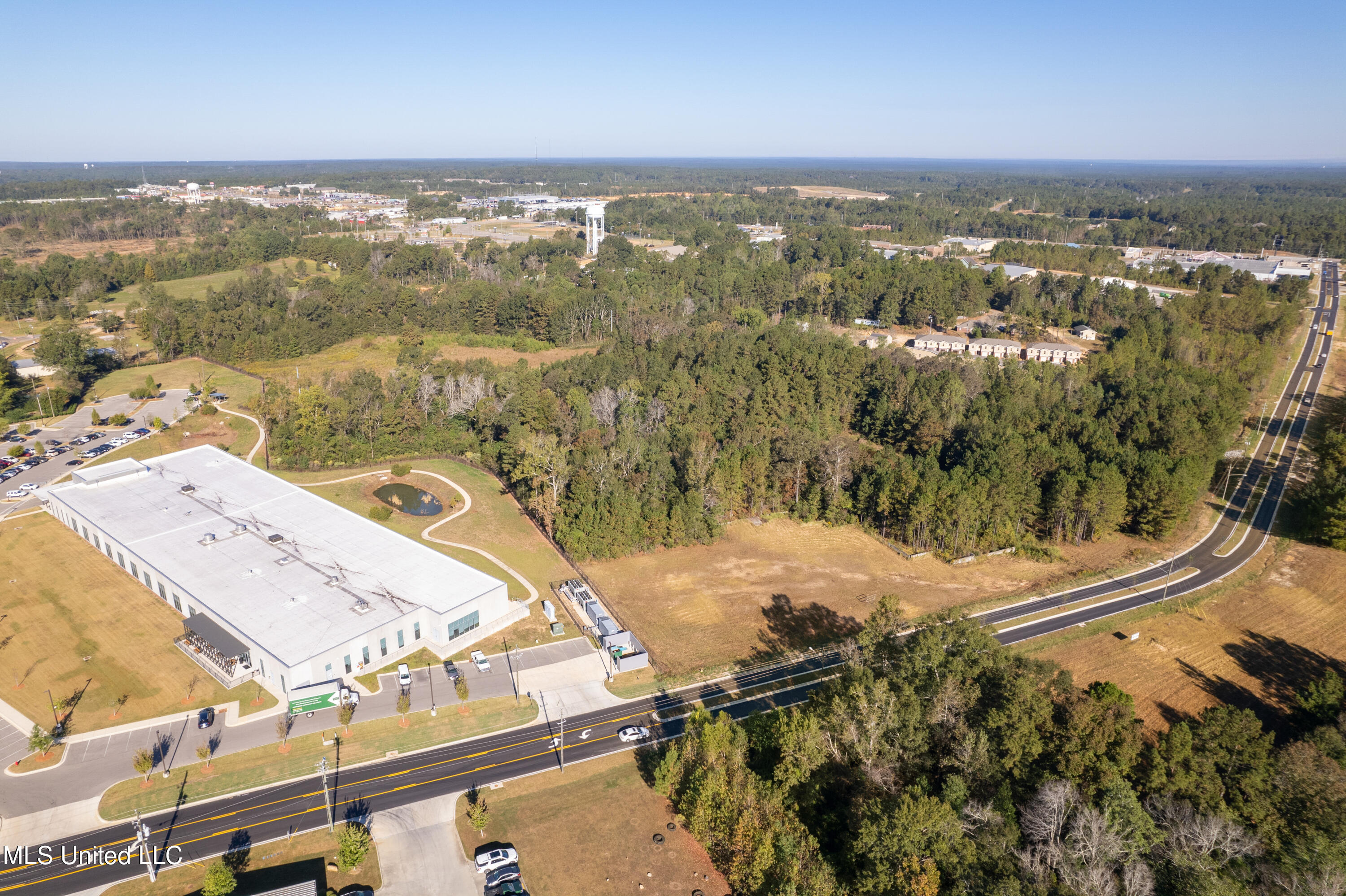 22.65 Acre Lamar Boulevard Property Photo 11