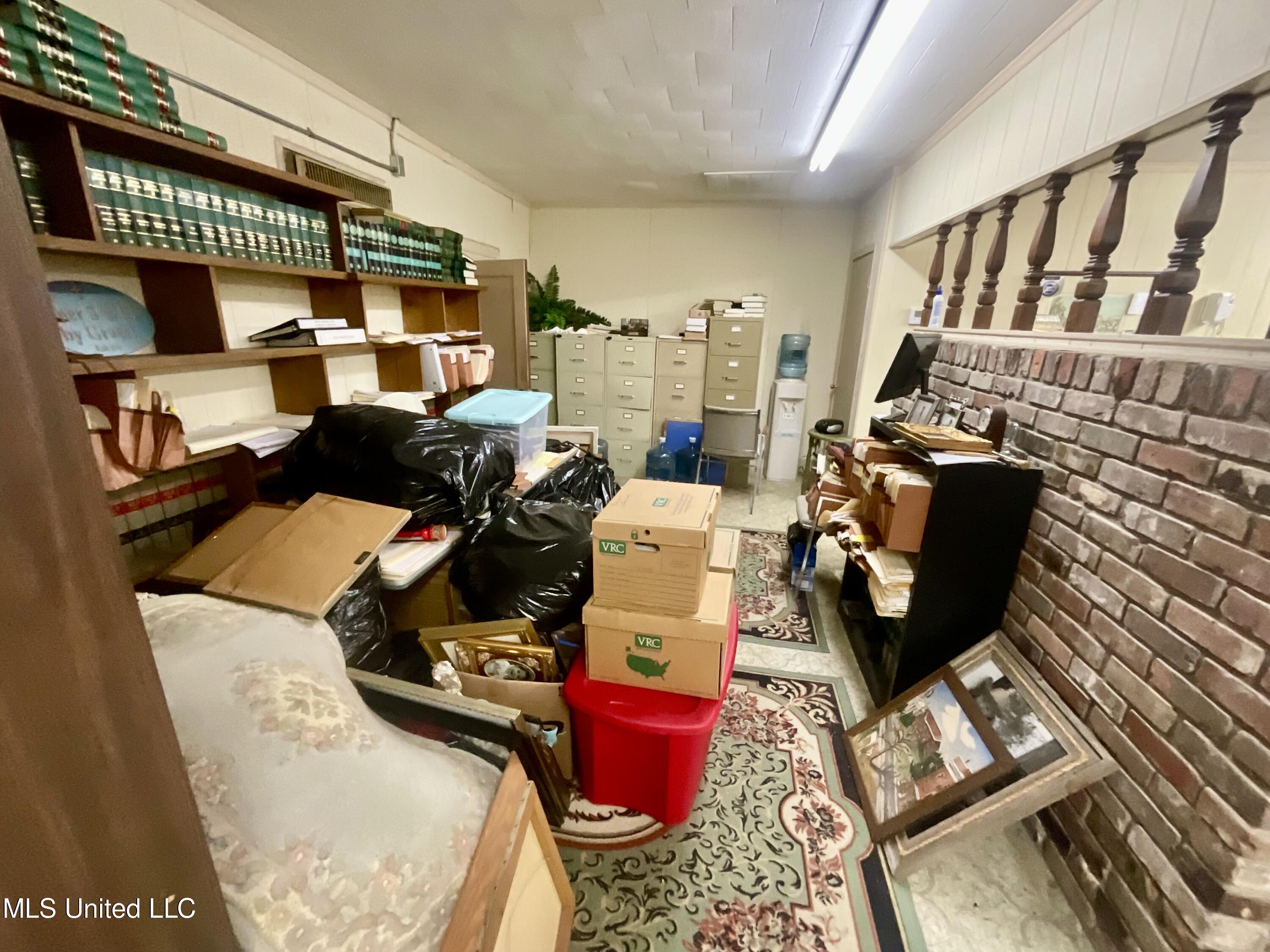2405 Columbia Avenue Property Photo 20