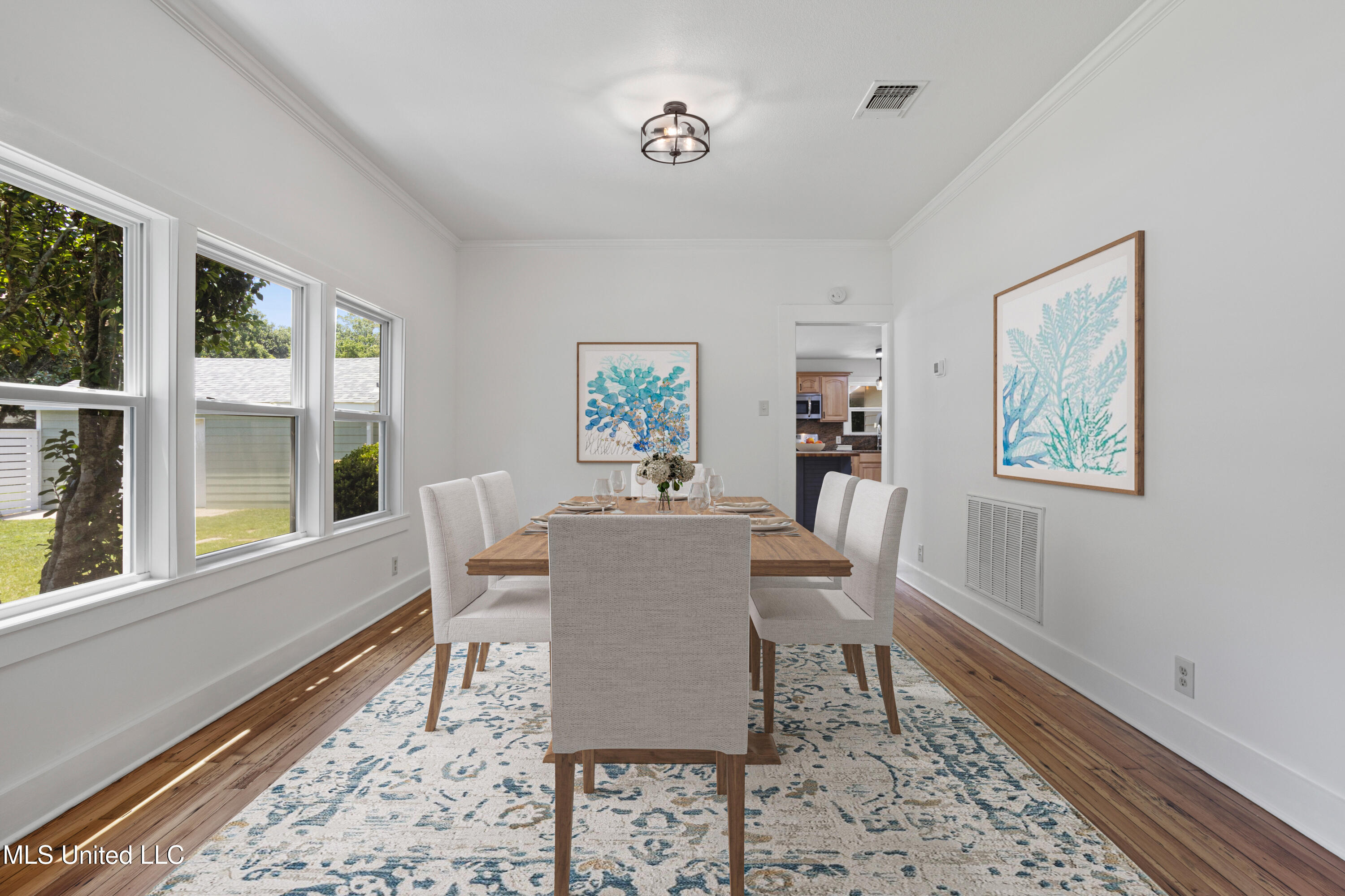 1632 2nd Street Property Photo 3