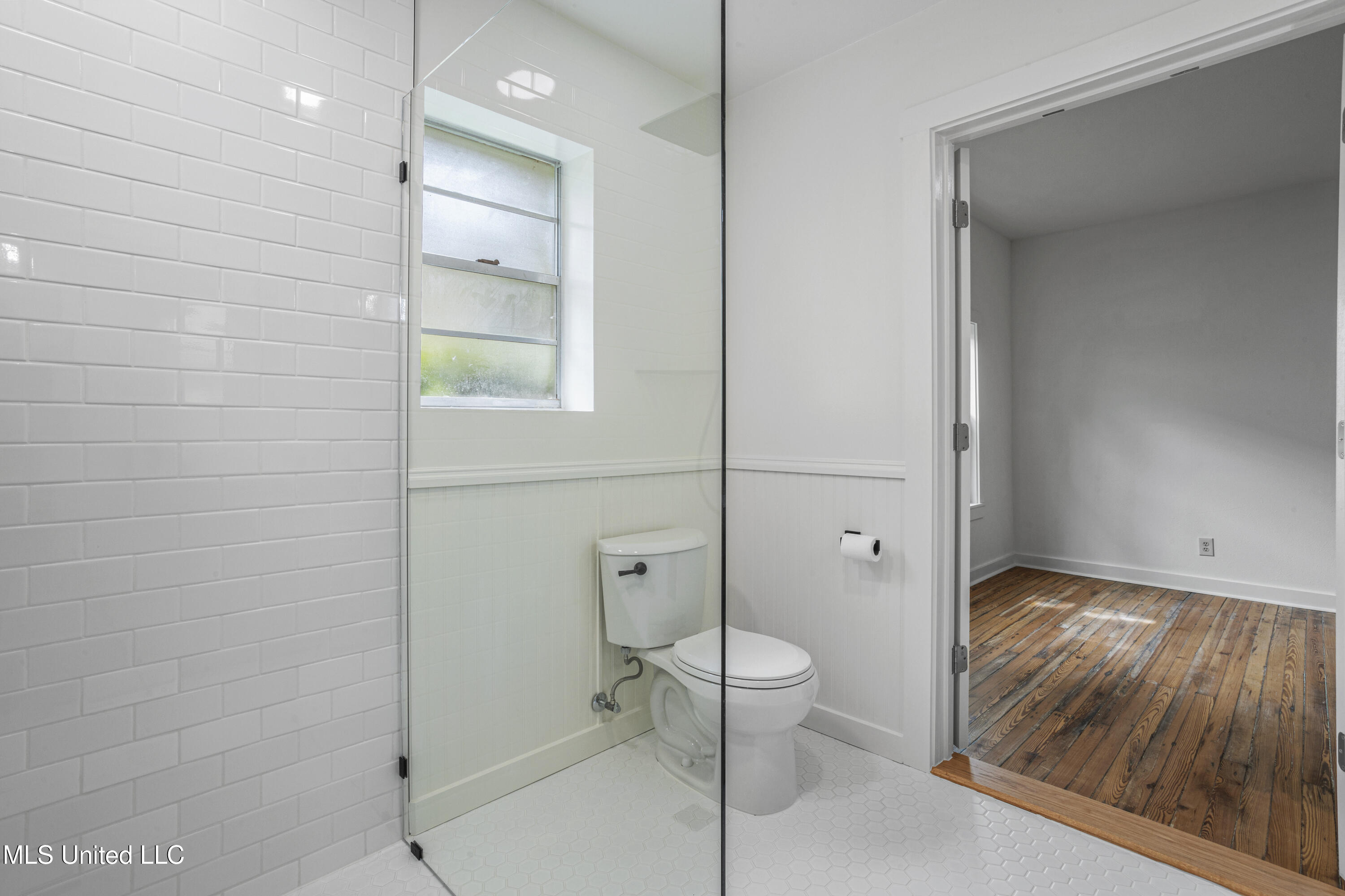 1632 2nd Street Property Photo 6