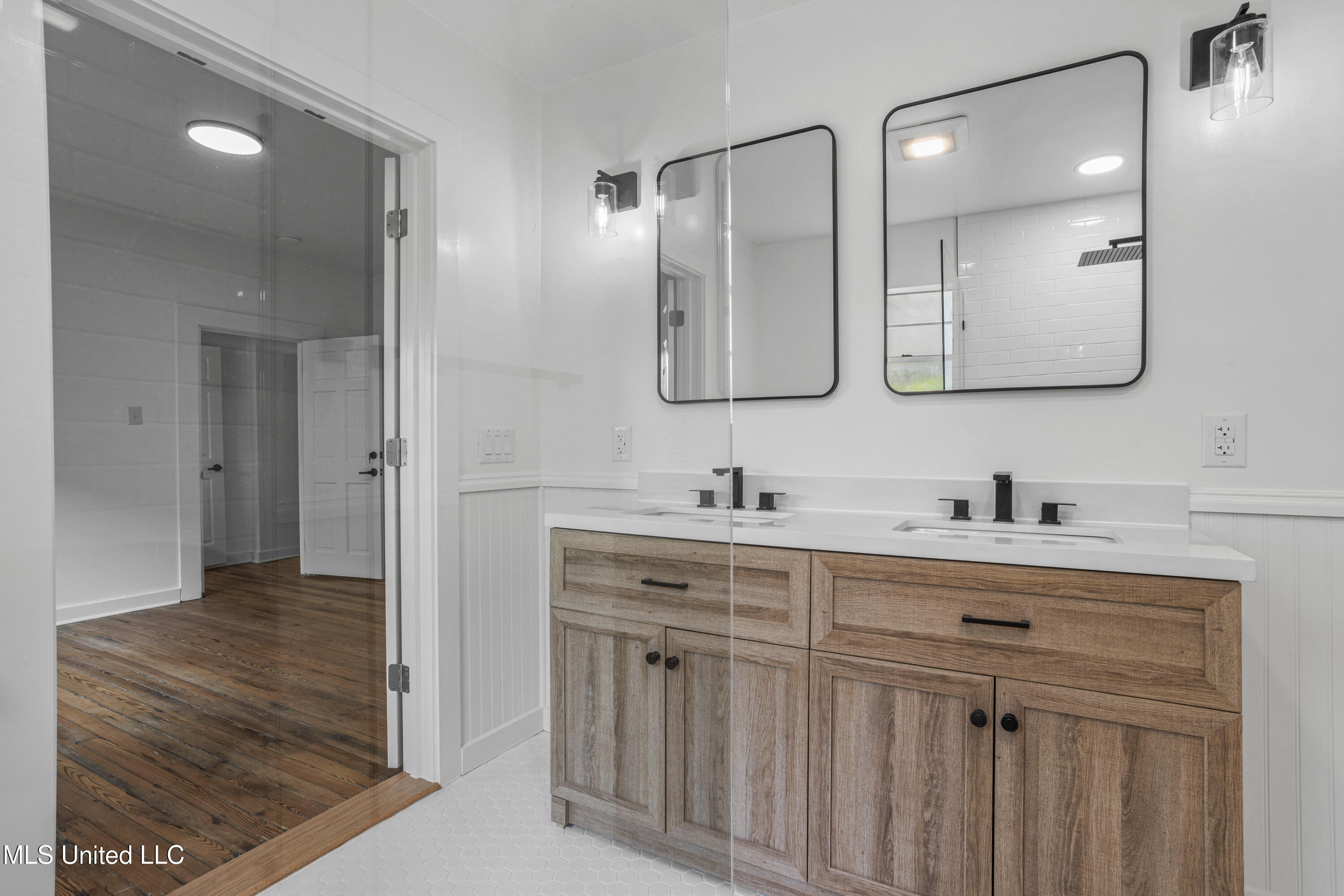 1632 2nd Street Property Photo 12
