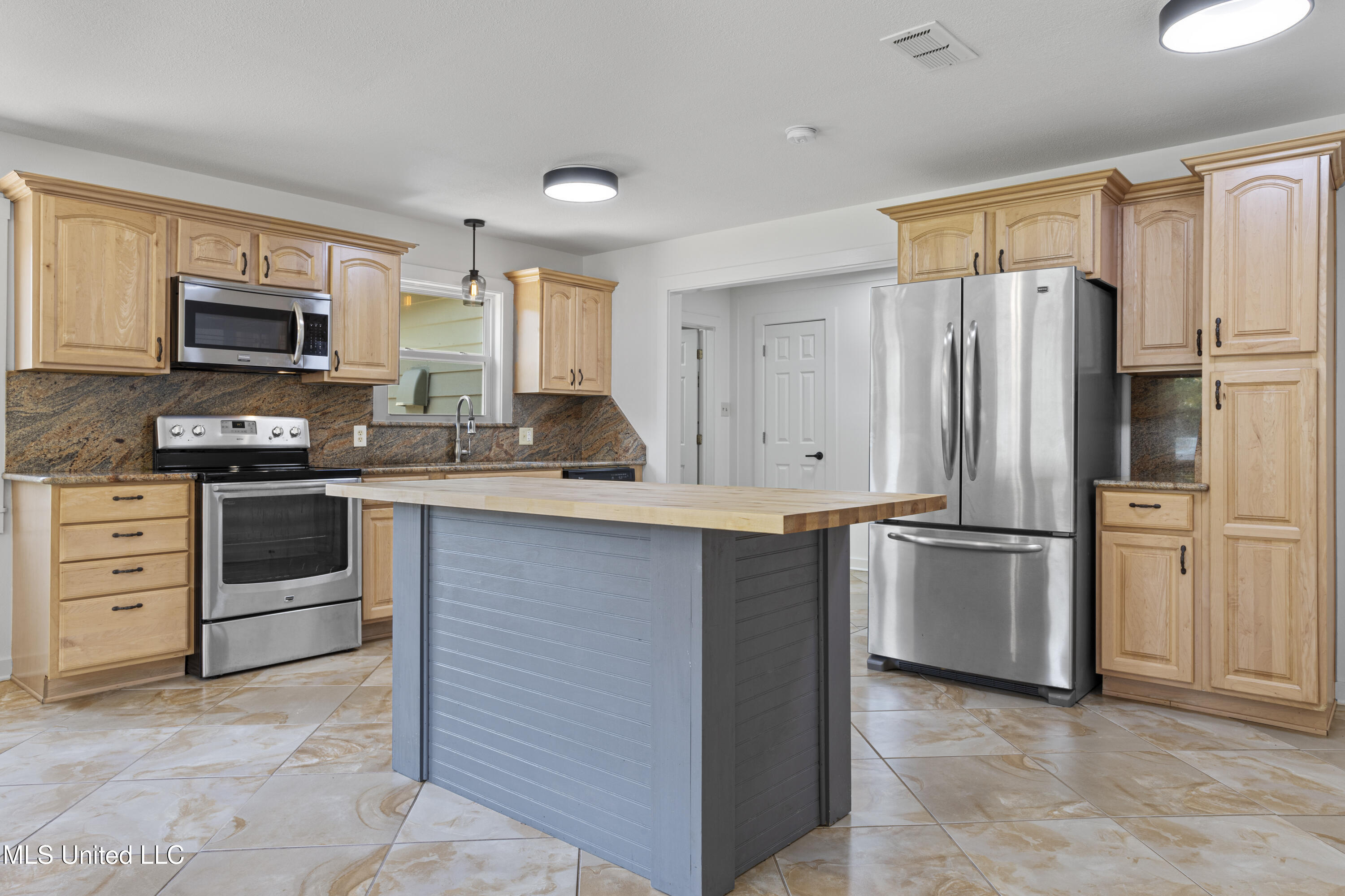 1632 2nd Street Property Photo 26