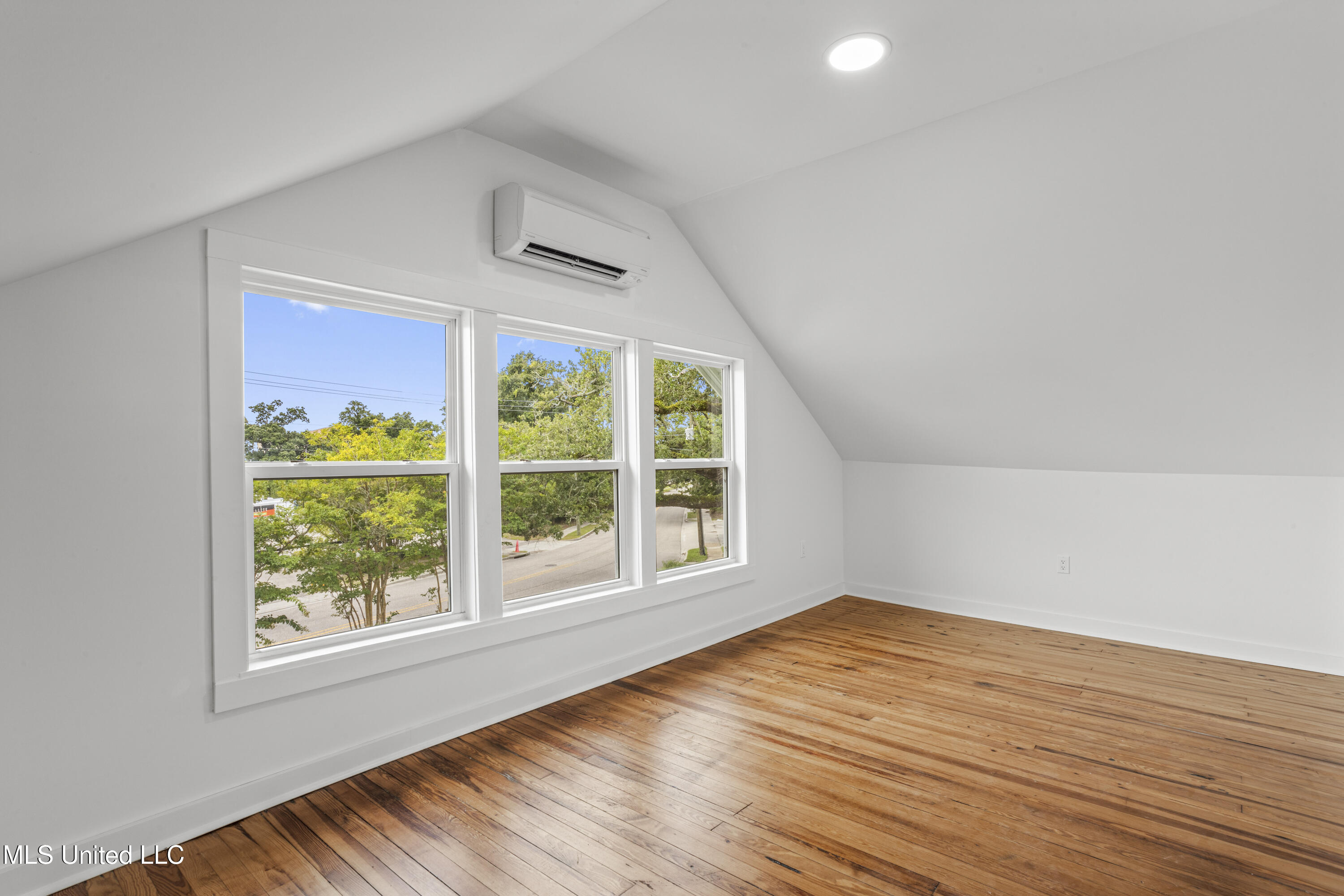 1632 2nd Street Property Photo 68