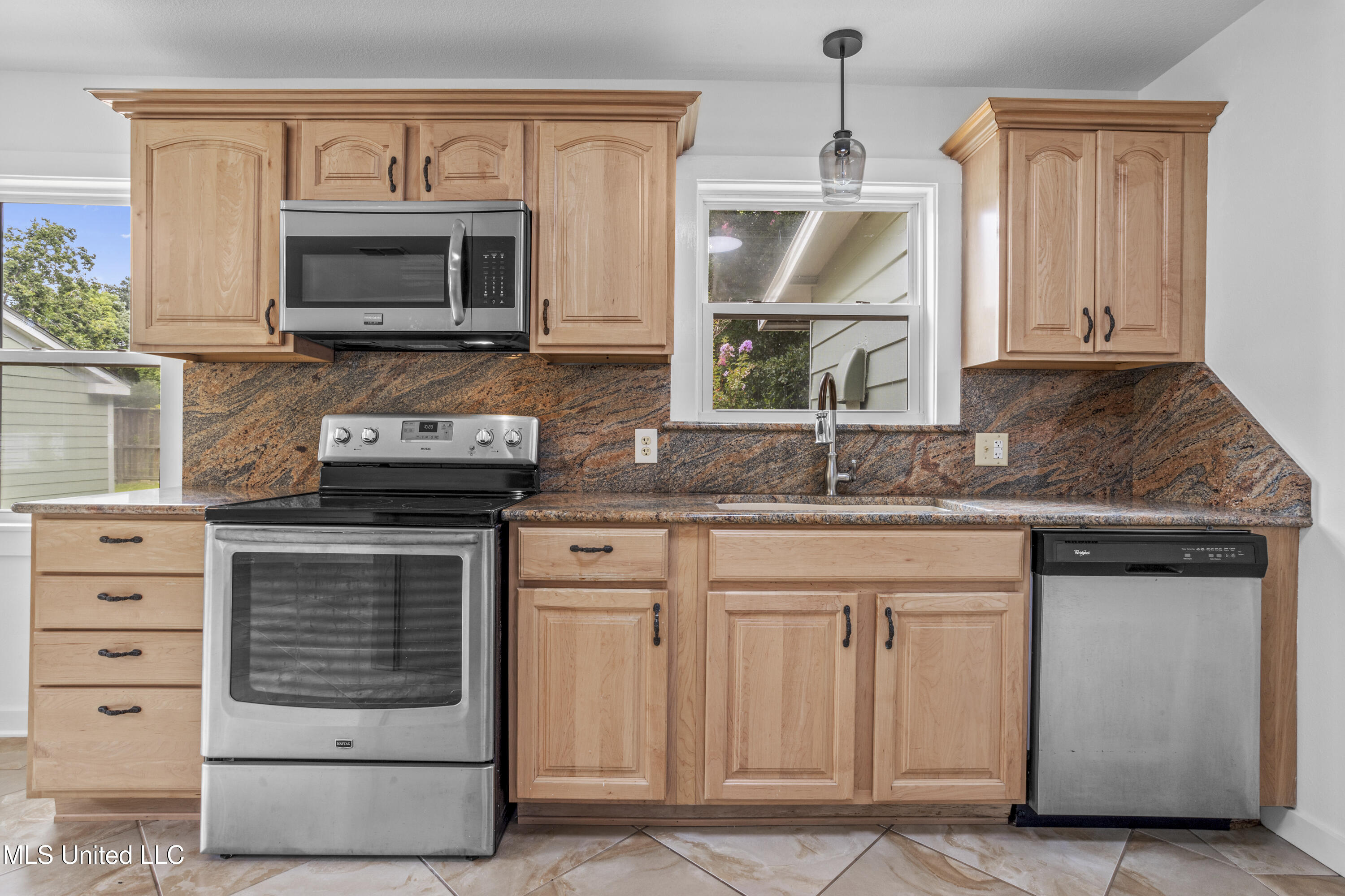 1632 2nd Street Property Photo 77