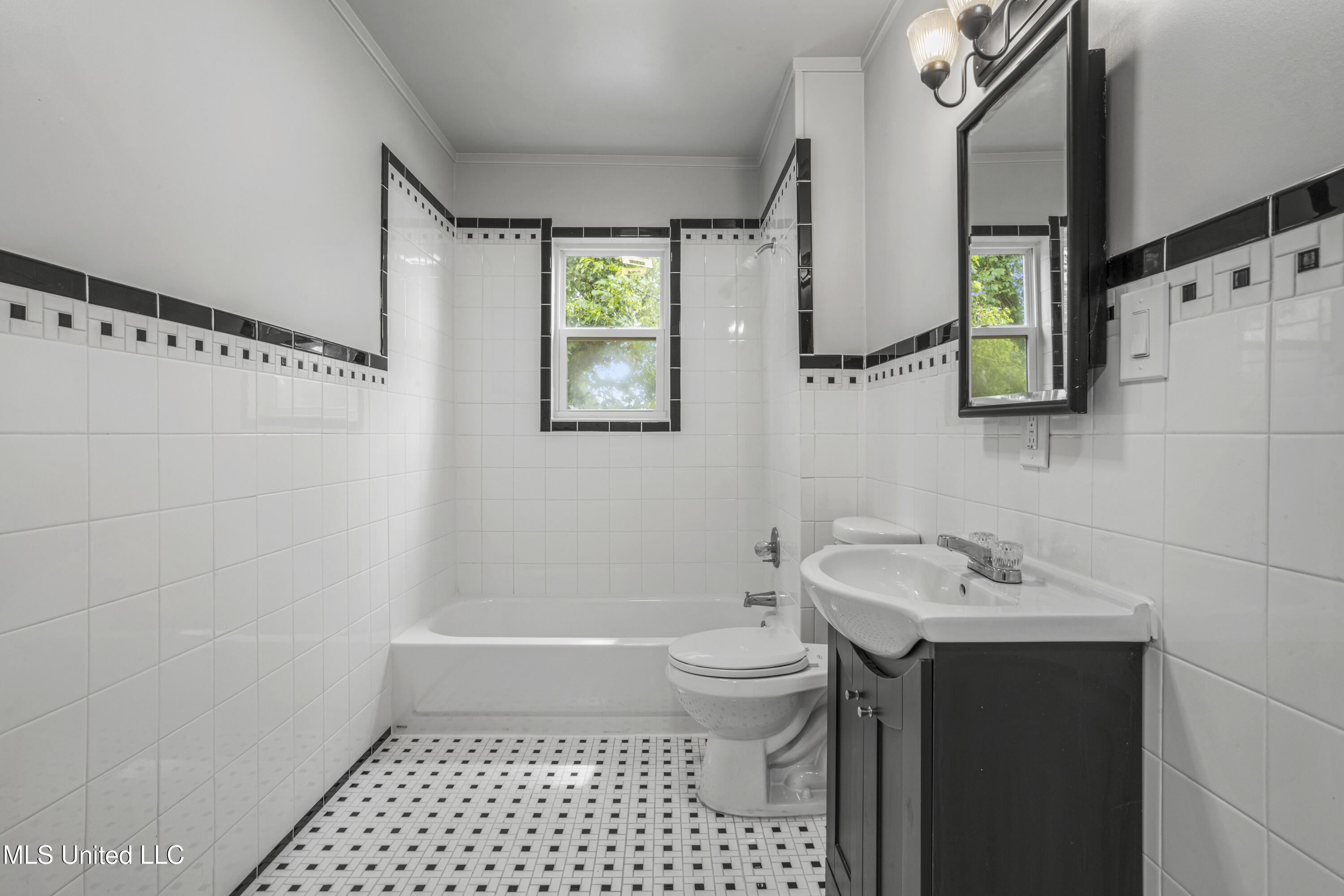 1632 2nd Street Property Photo 89