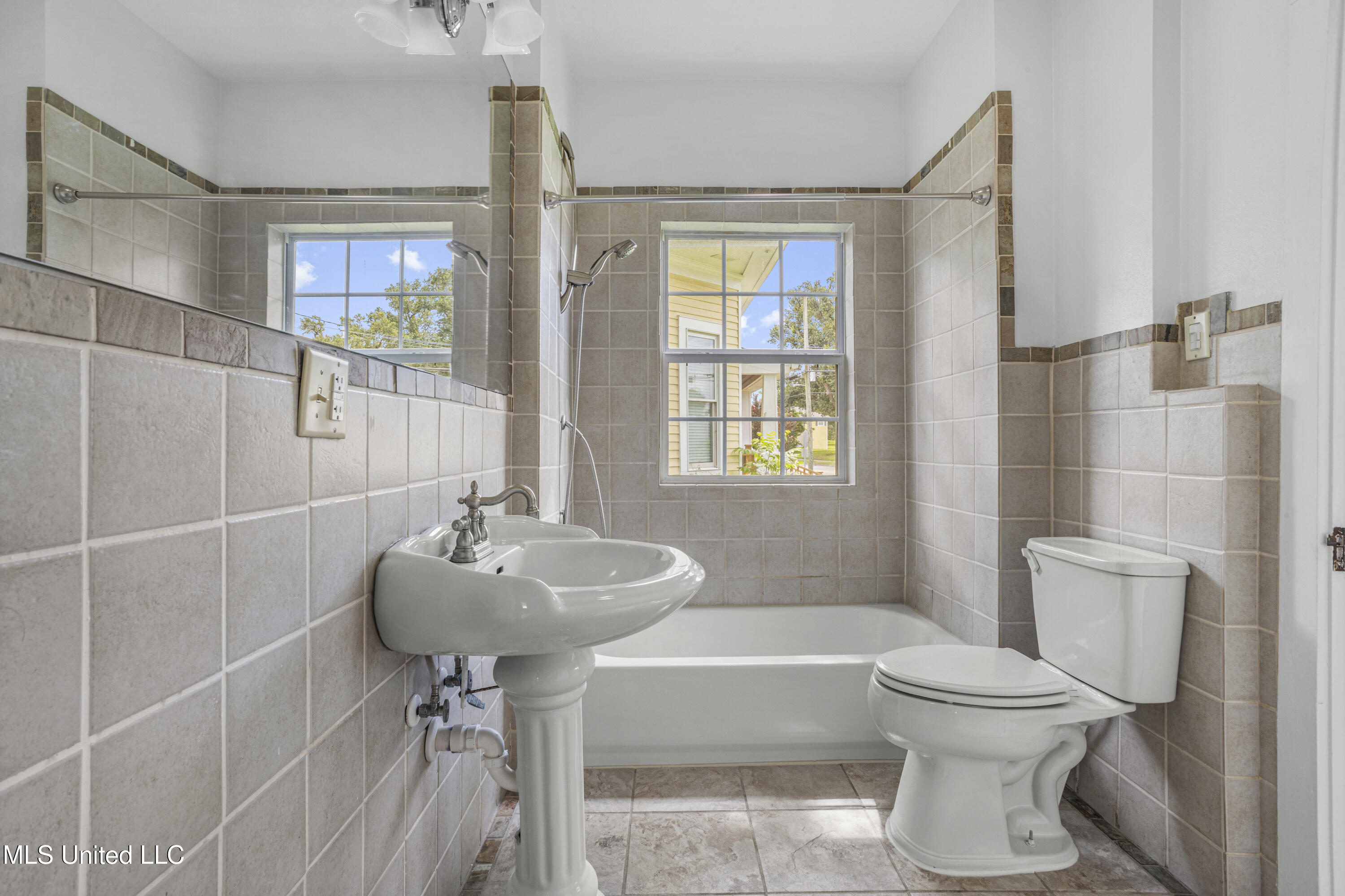 1632 2nd Street Property Photo 94