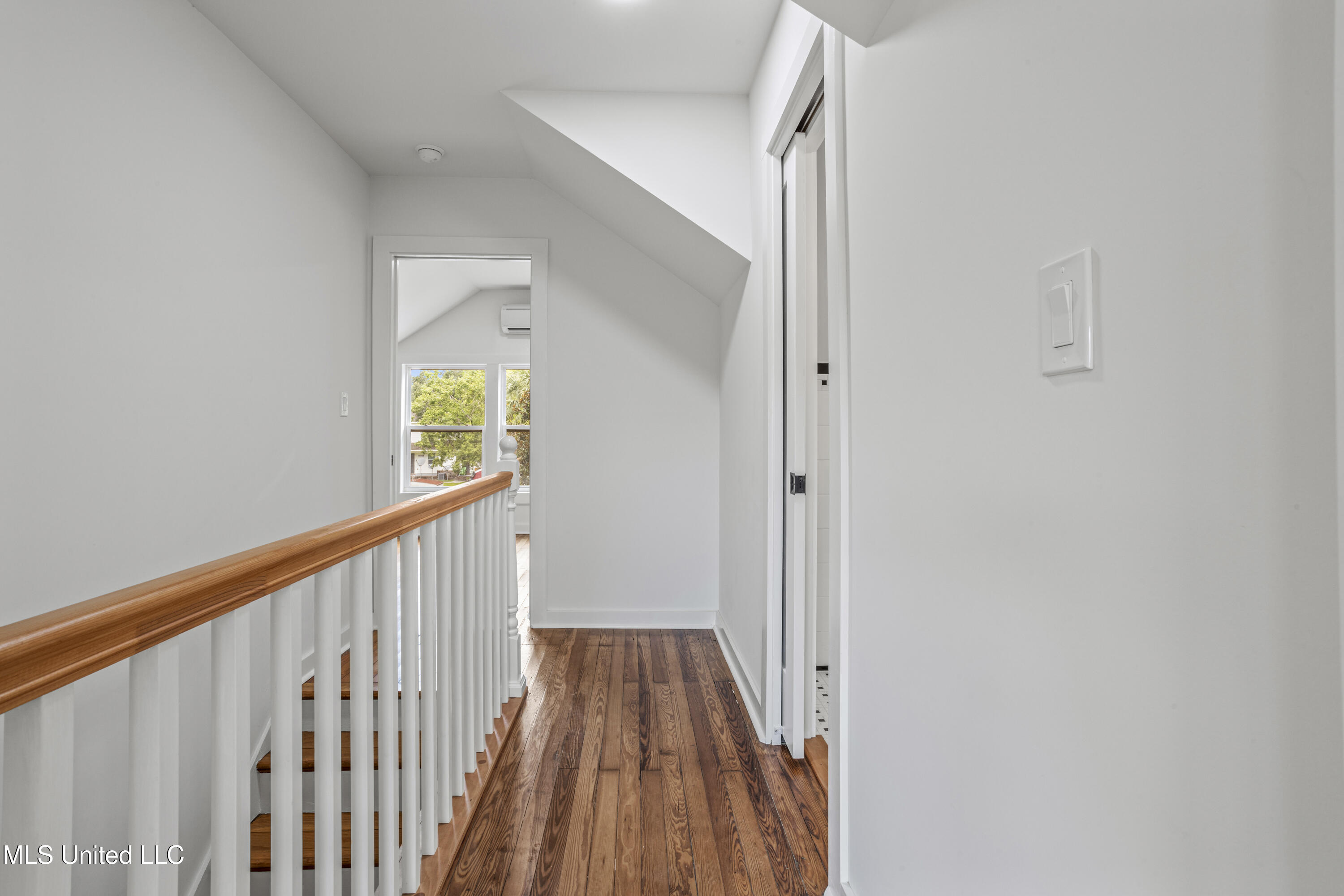 1632 2nd Street Property Photo 95