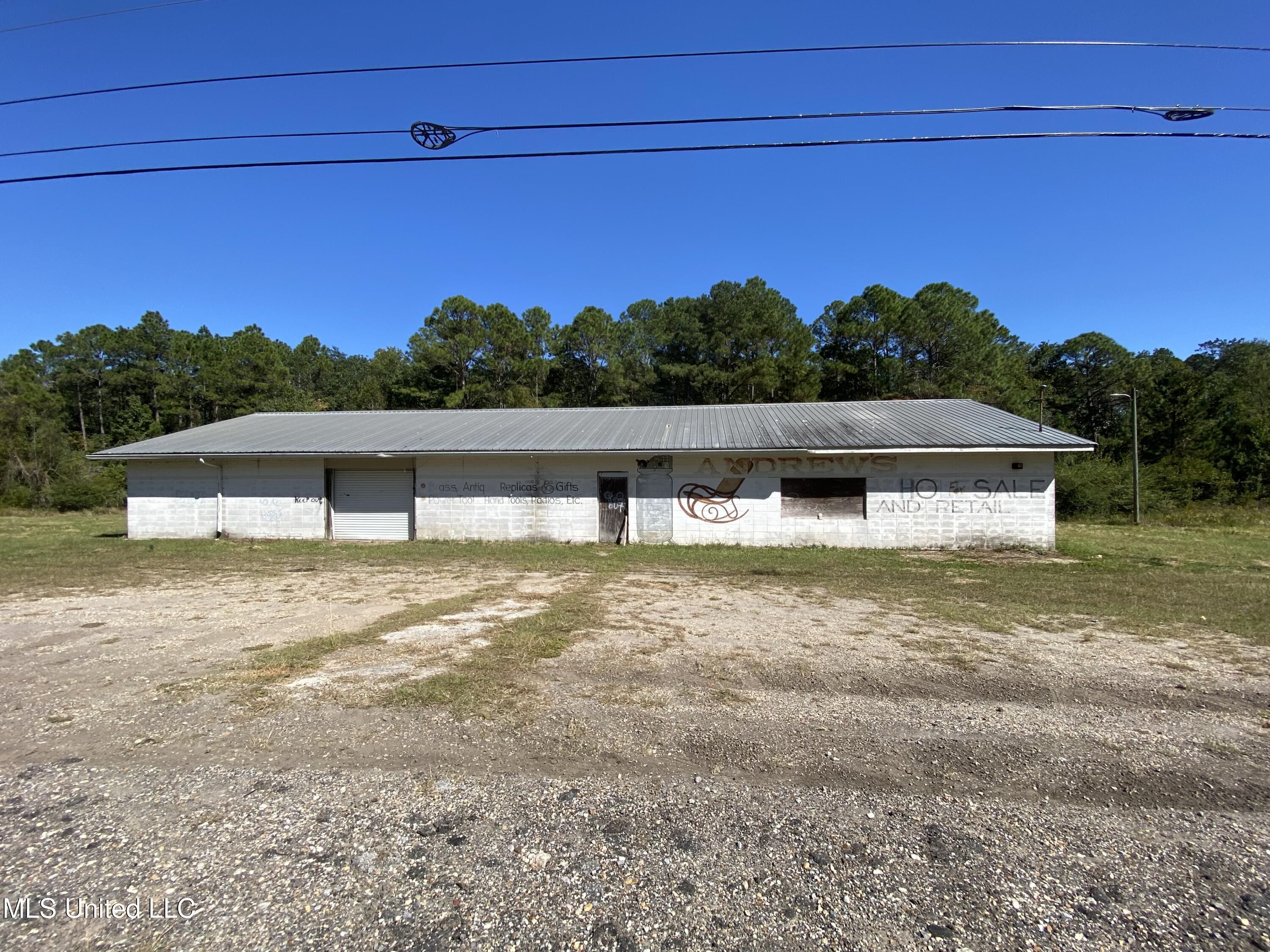11178 County Farm Rd Road Property Photo 1