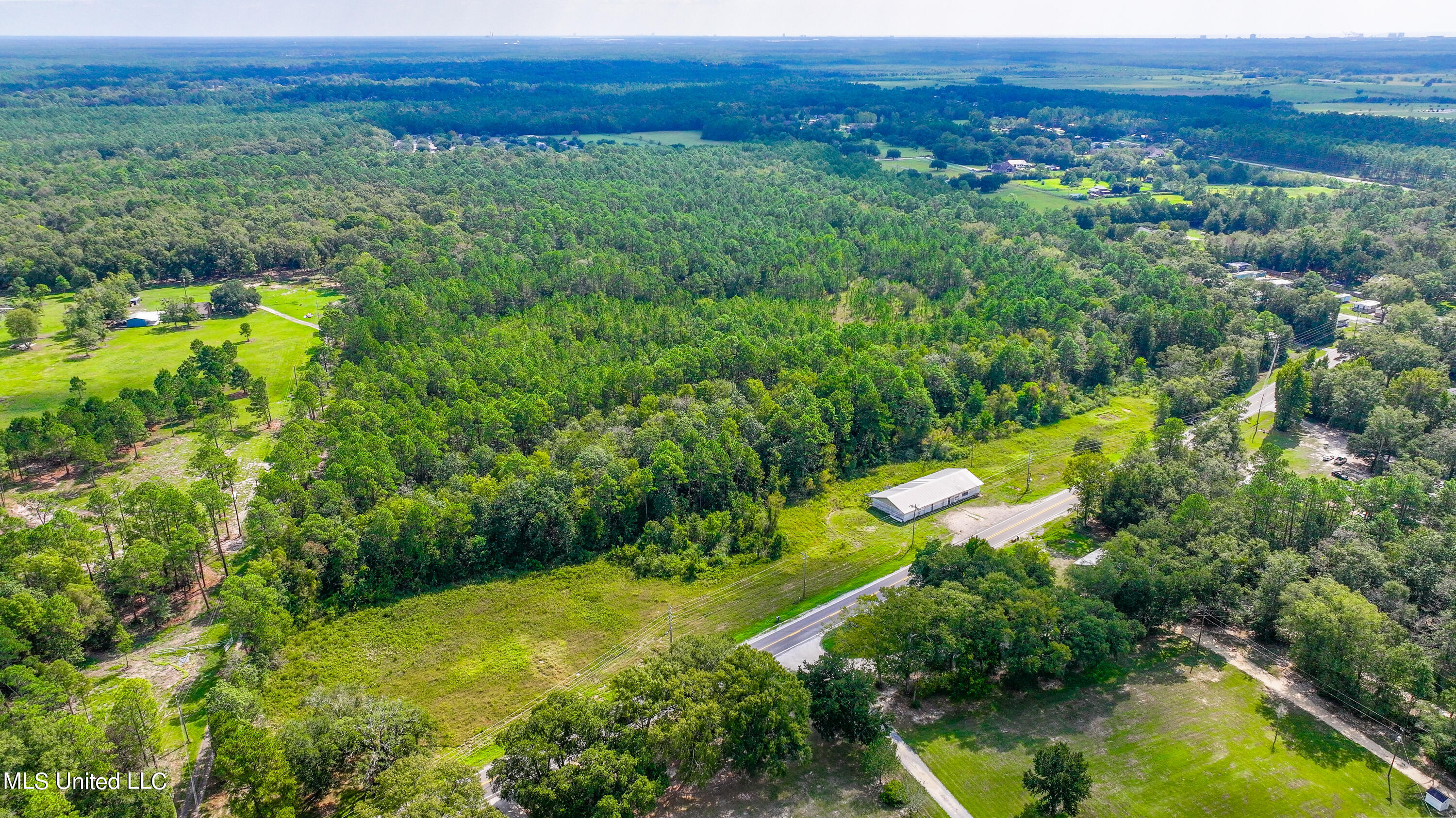 11178 County Farm Rd Road Property Photo 4