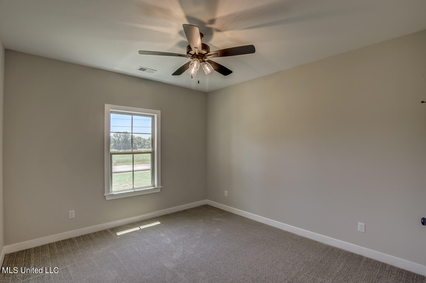 1528 Tributary Drive Property Photo 15