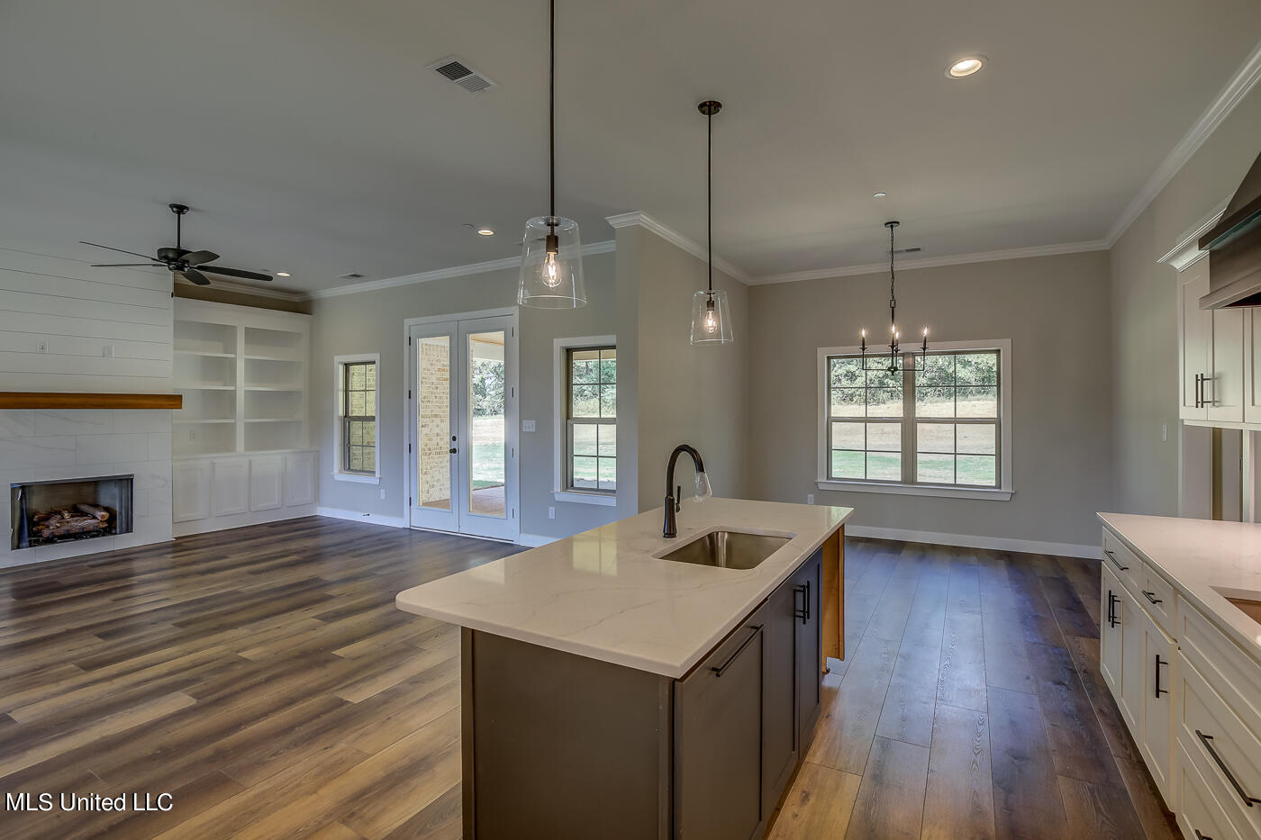 1528 Tributary Drive Property Photo 20