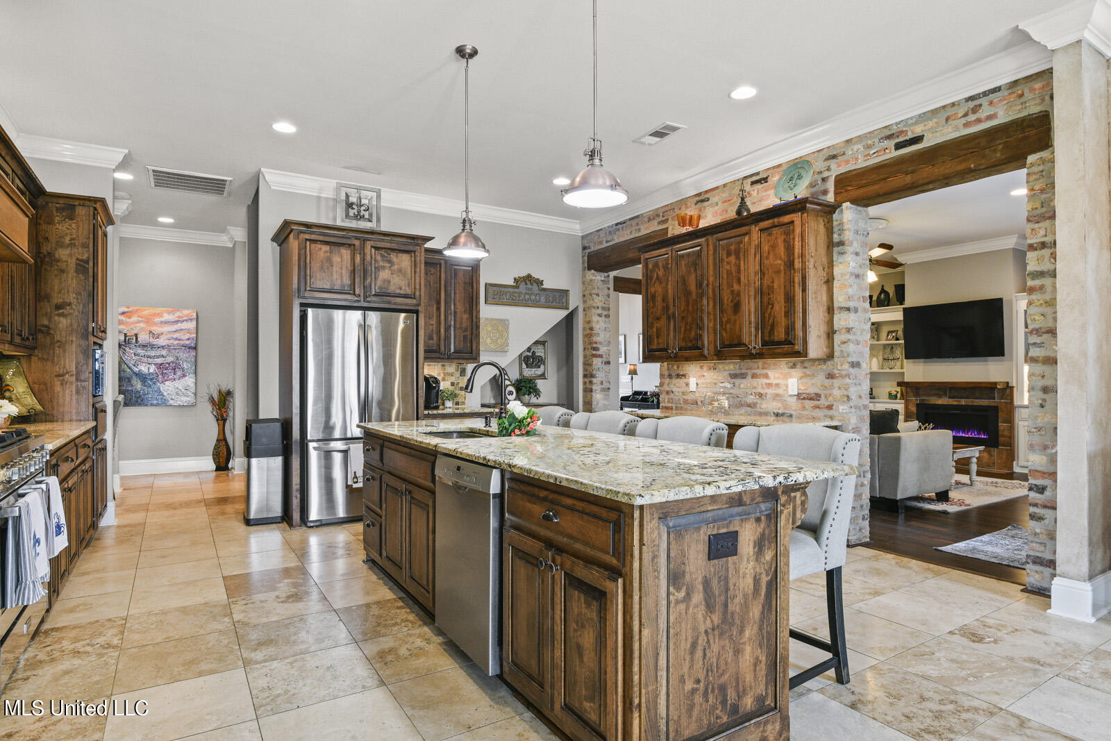 15145 Dixie Oaks Drive Property Photo 11