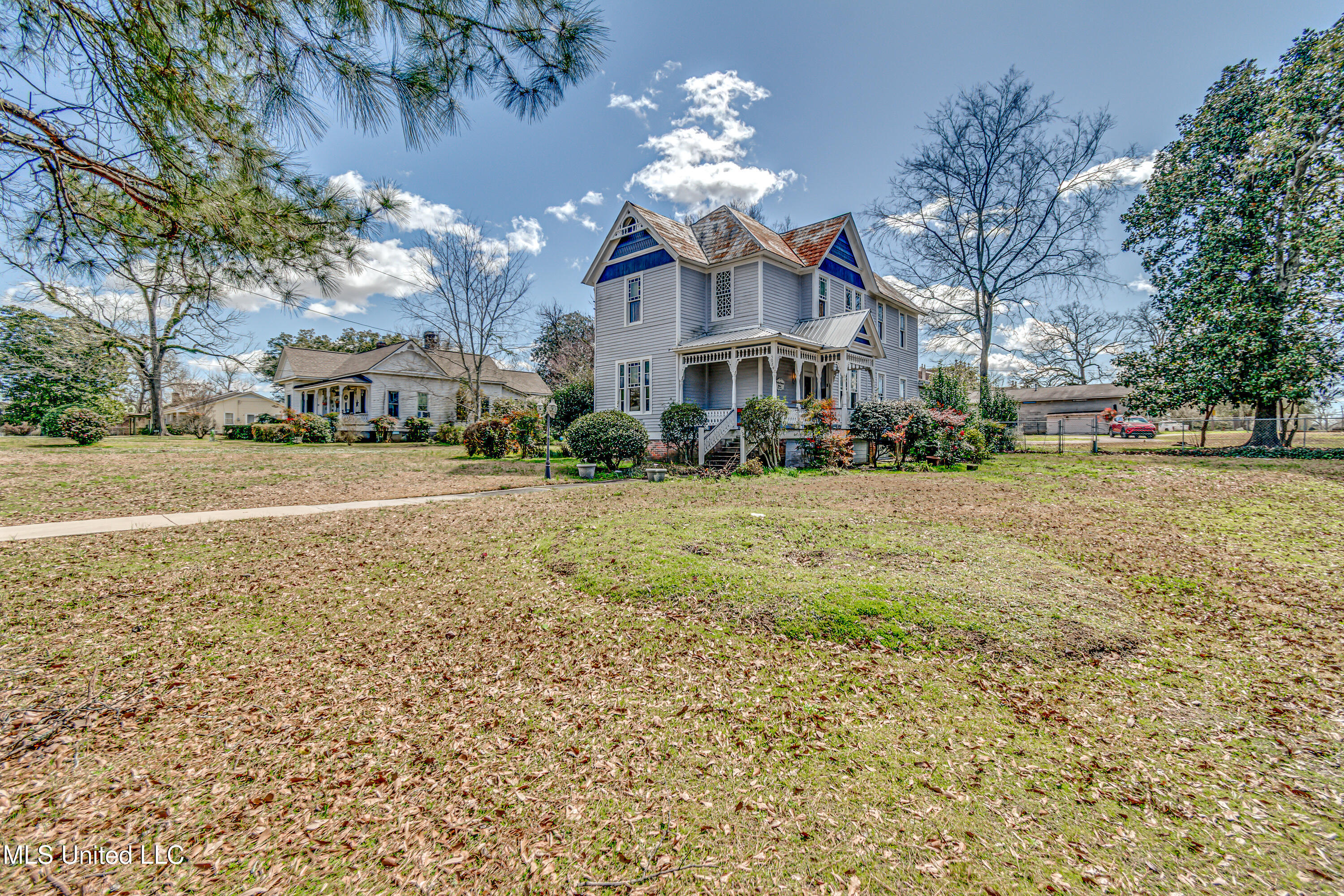 502 E Georgetown Street Property Photo 2