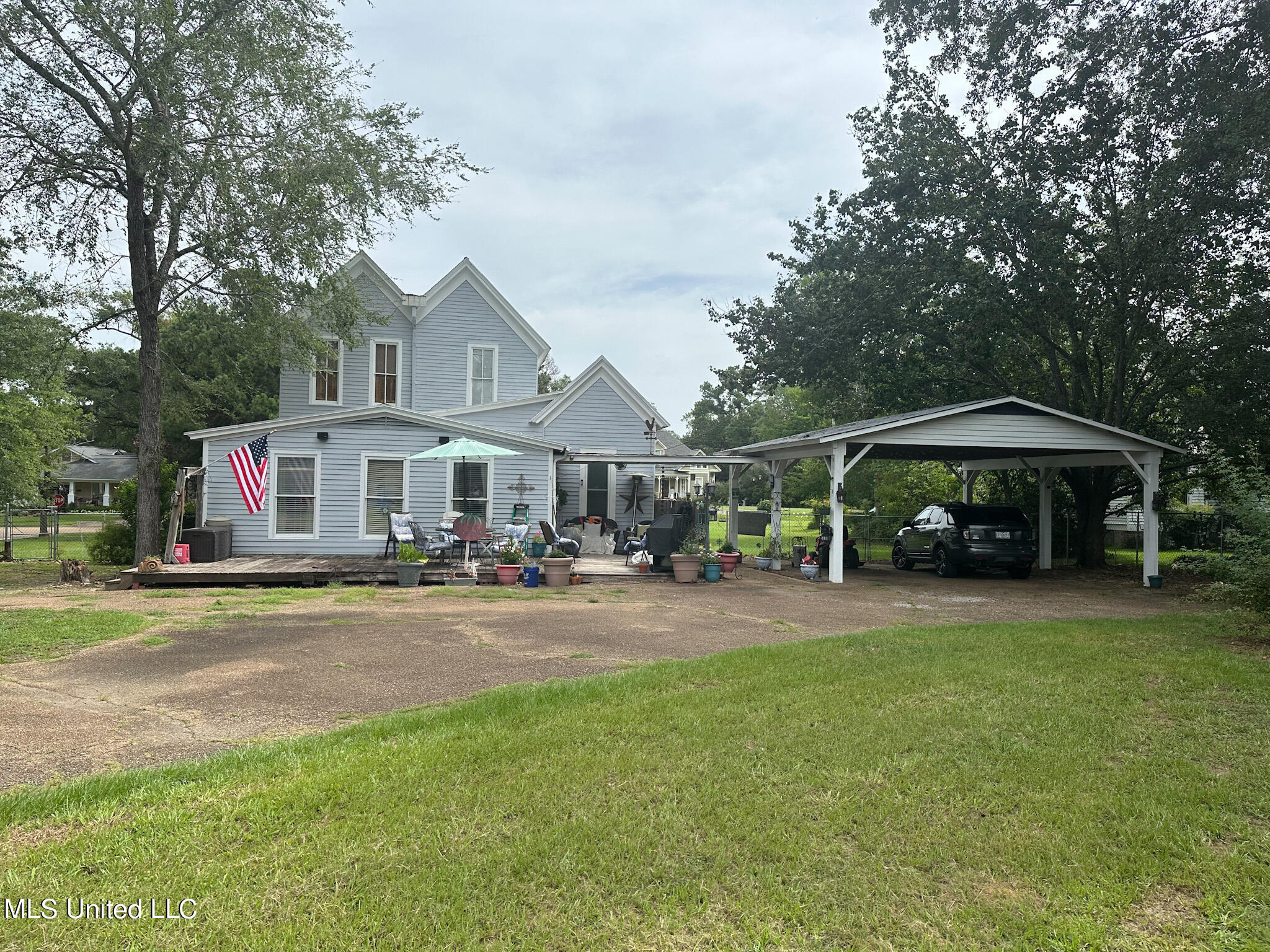 502 E Georgetown Street Property Photo 5