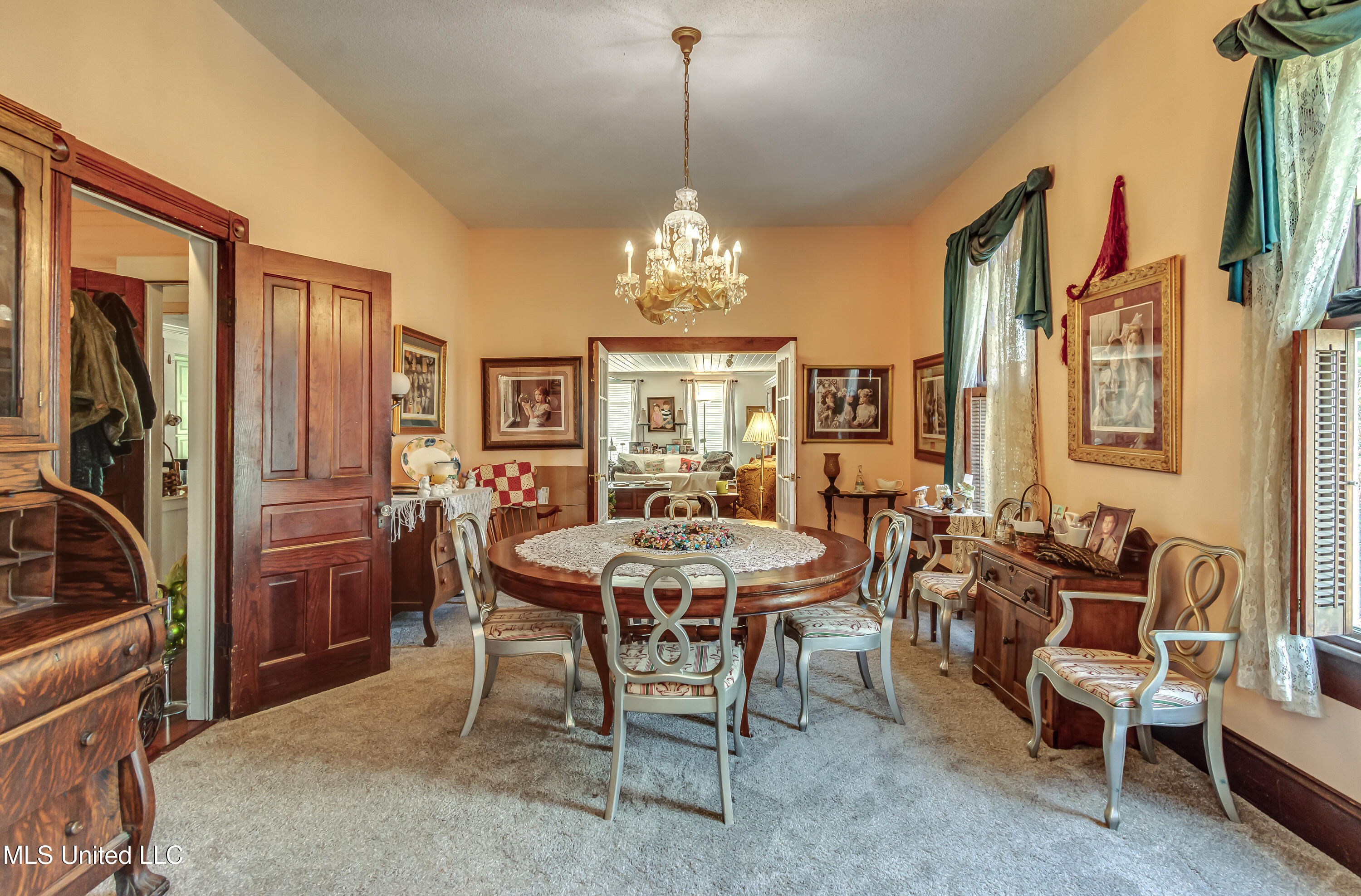 502 E Georgetown Street Property Photo 13