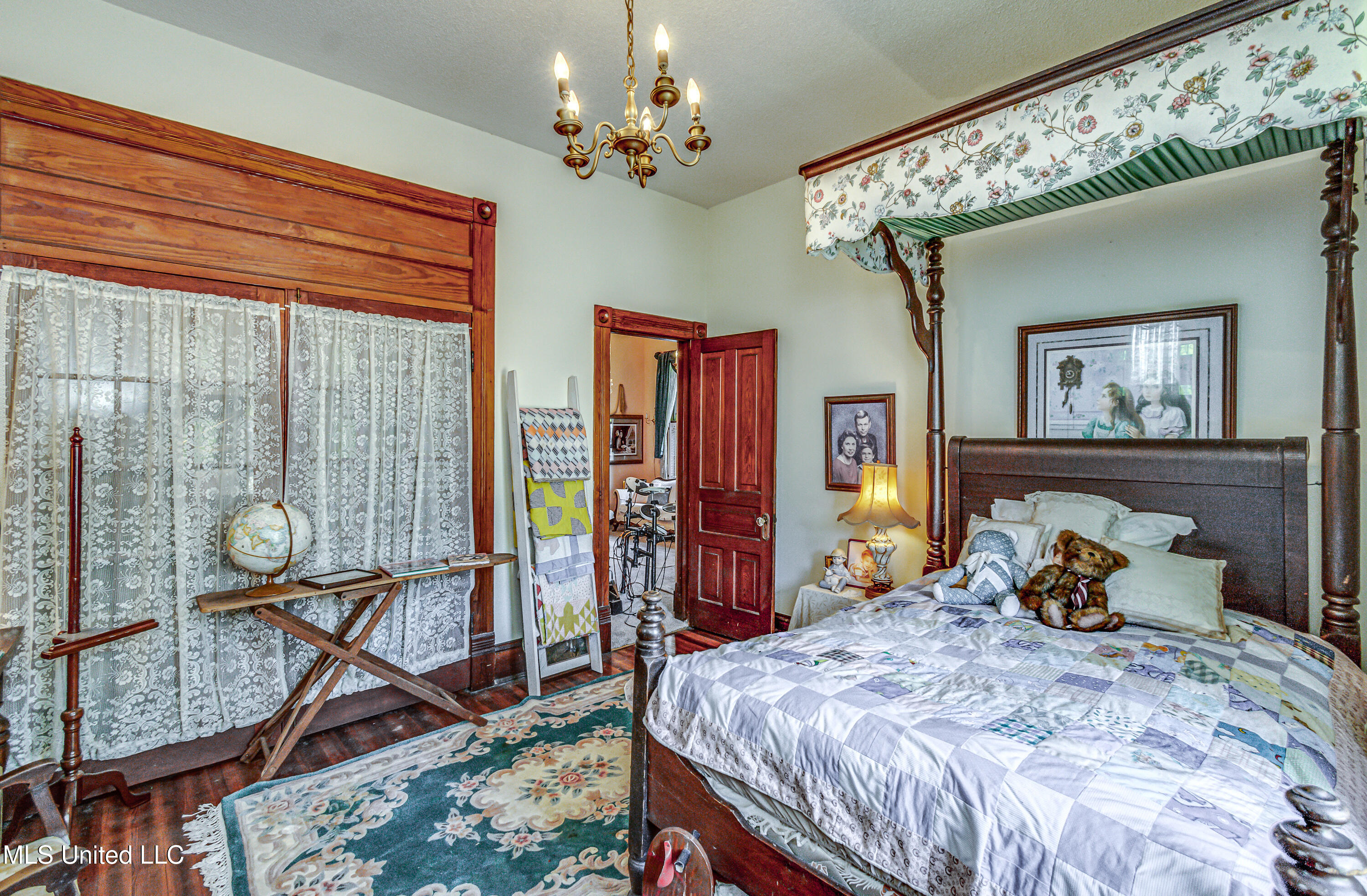 502 E Georgetown Street Property Photo 16