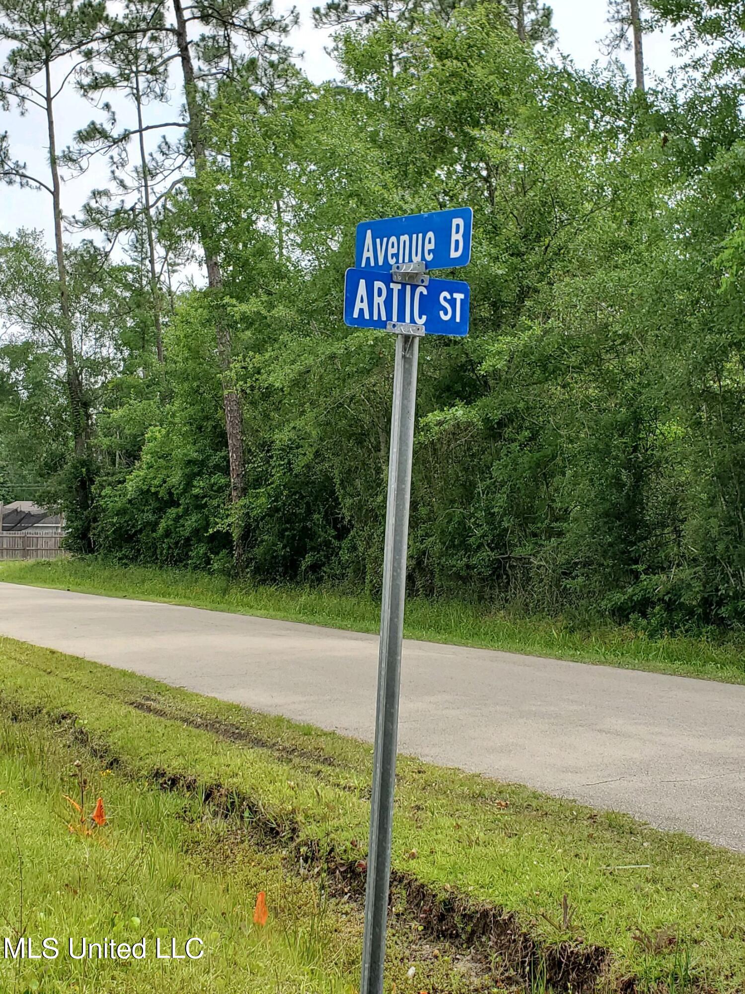 4163 Artic Street Property Photo 3