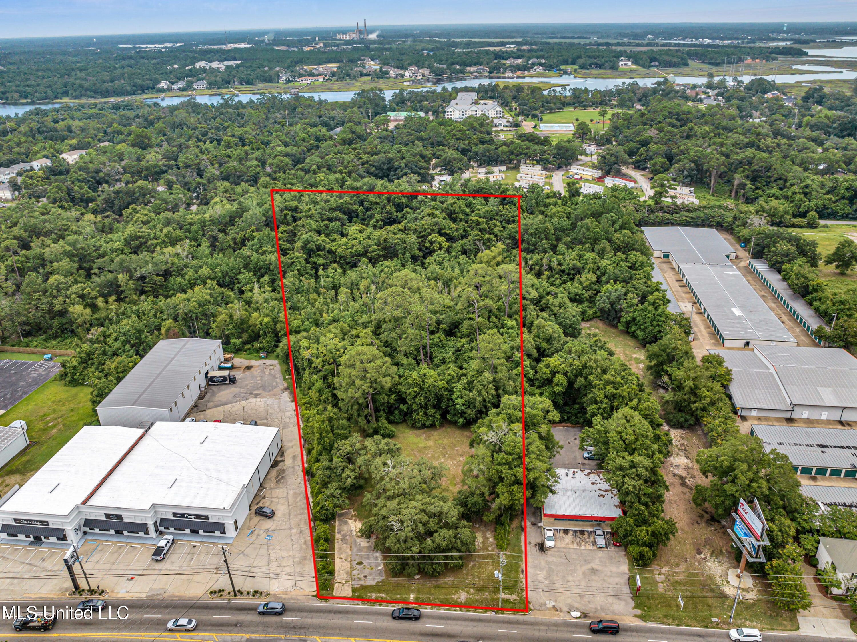 1864 E Pass Road Property Photo 1