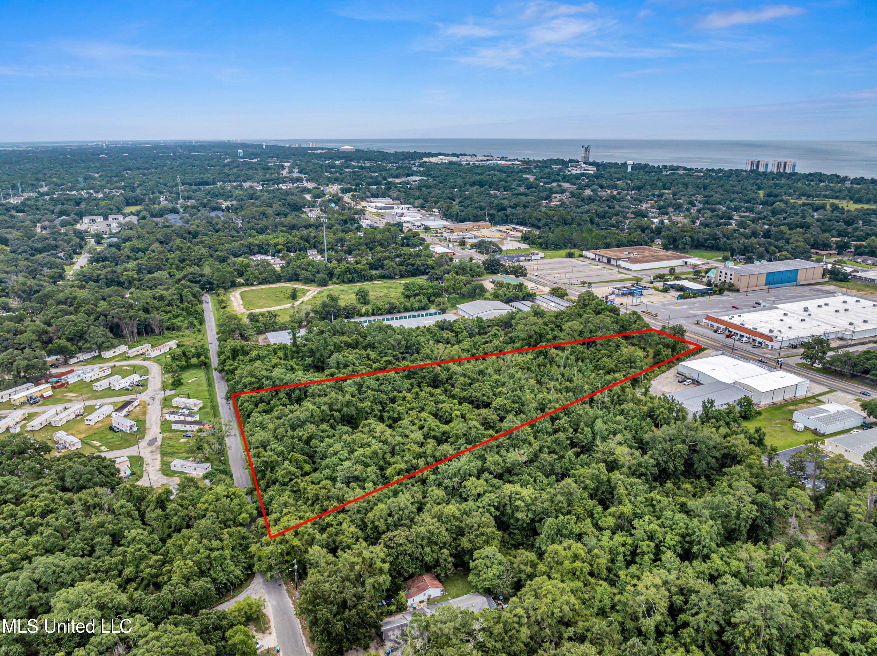 1864 E Pass Road Property Photo 7