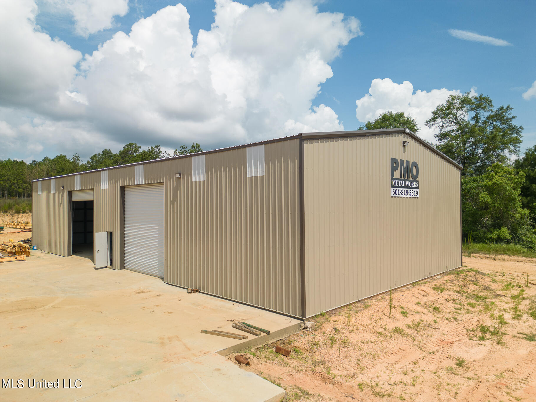 2415 Us Hwy 49 Property Photo 2