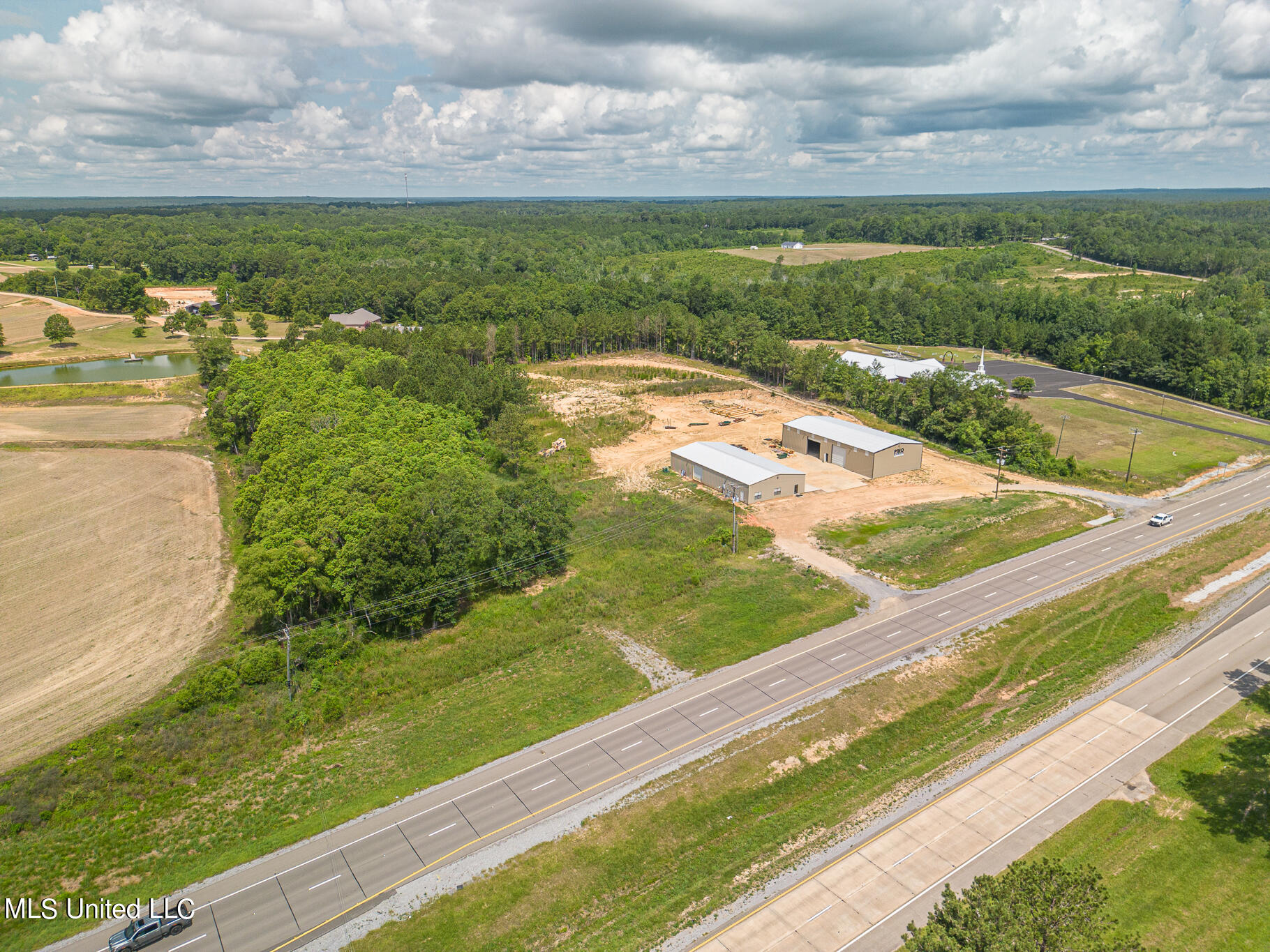 2415 Us Hwy 49 Property Photo 6