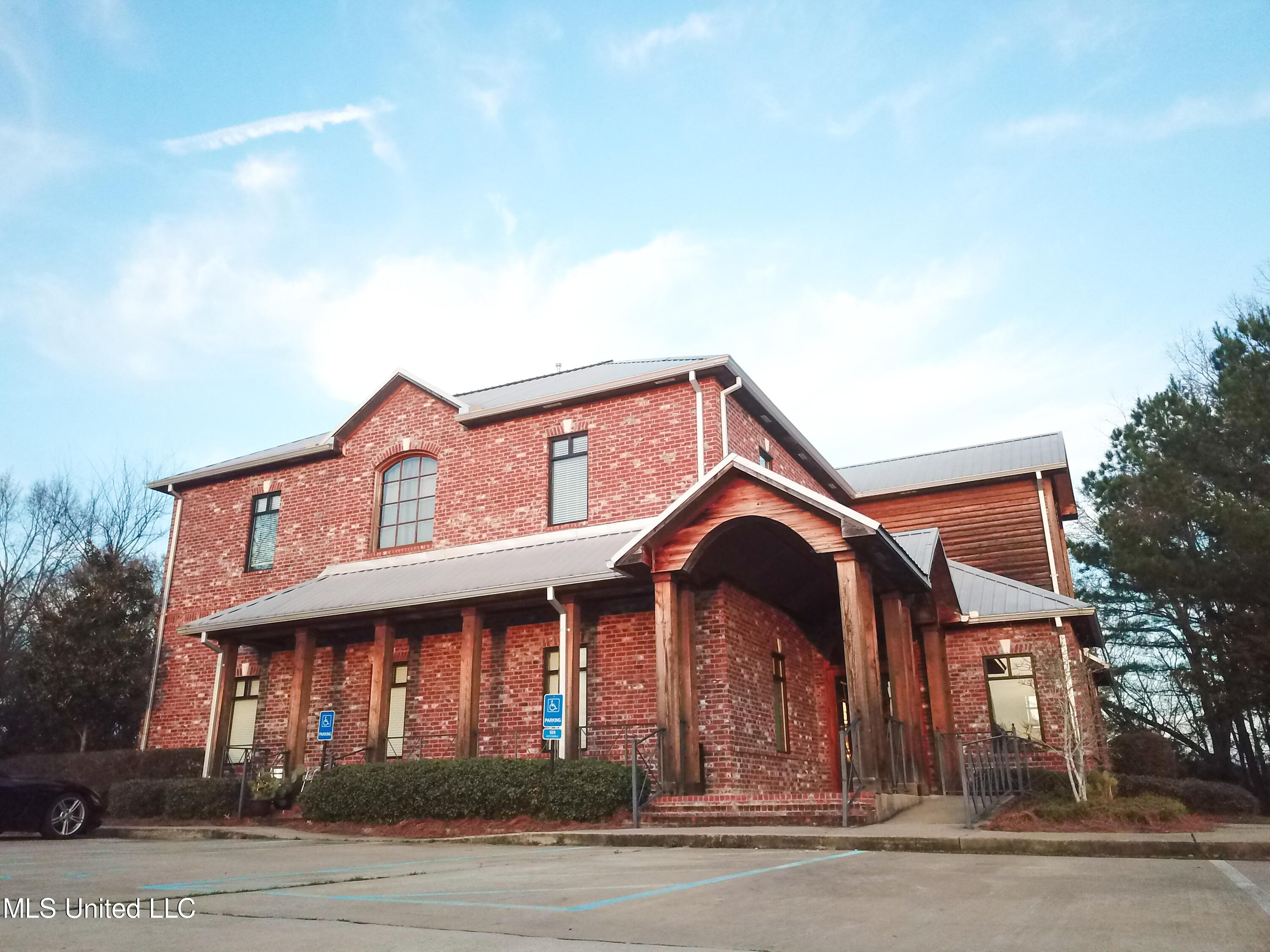 118 Homestead Drive Property Photo 3