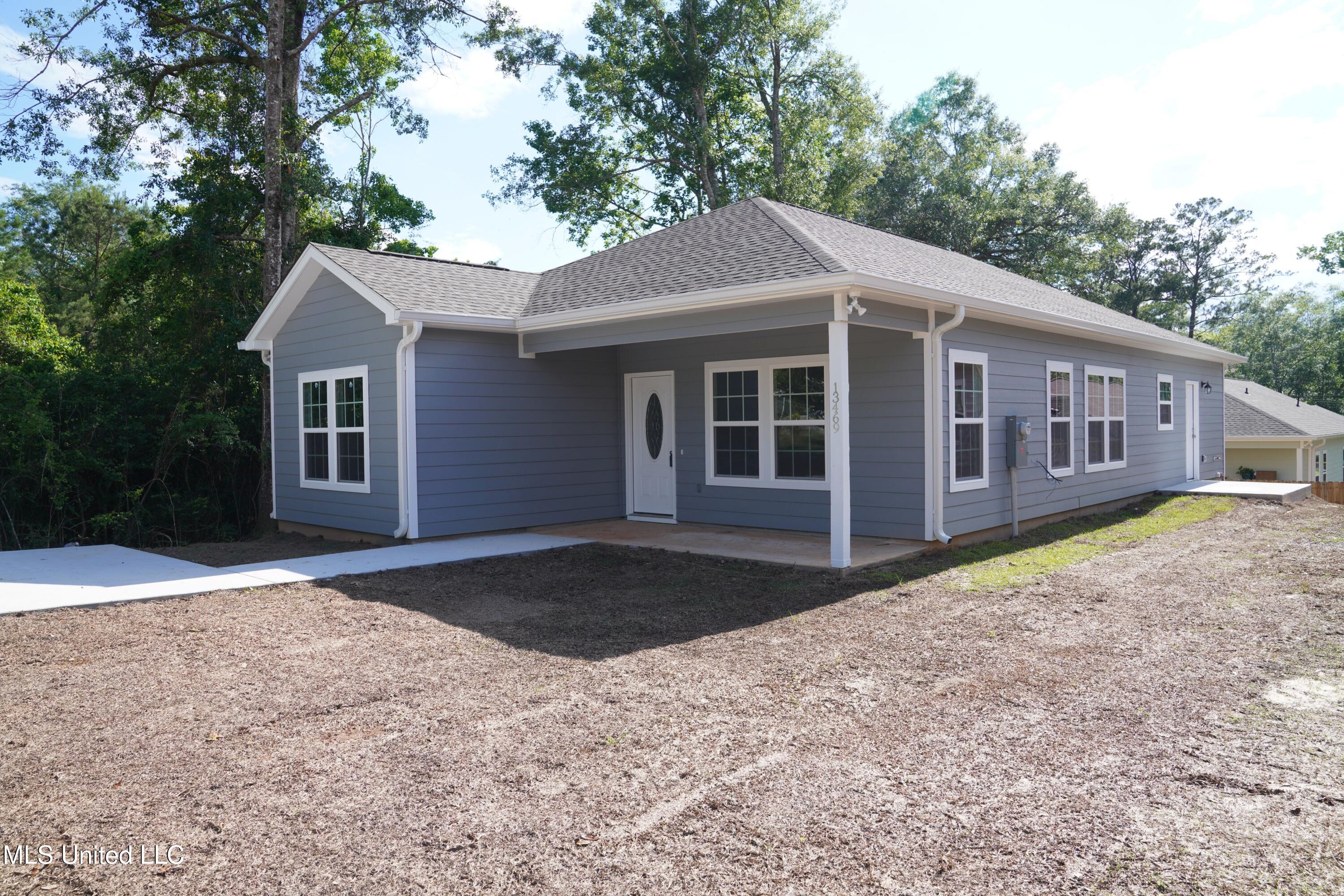 13451 Mary Avenue Property Photo 1