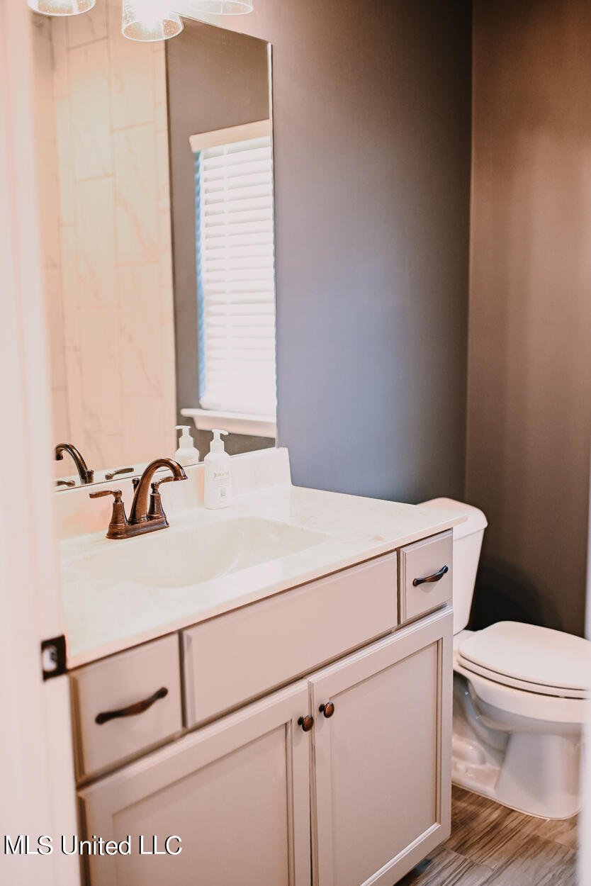 1150 Howell Way Property Photo 22