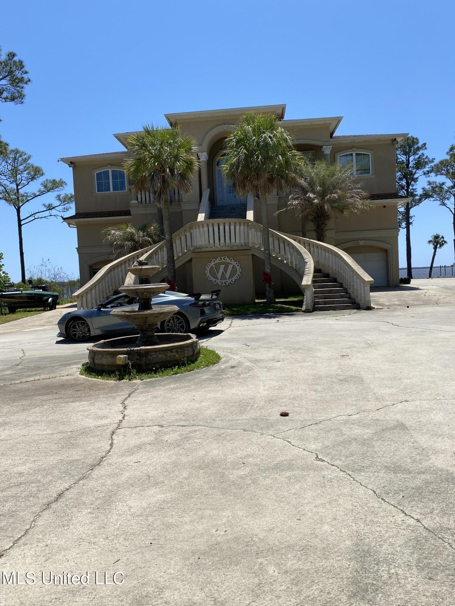 15105 Hummingbird Lane Property Photo 2