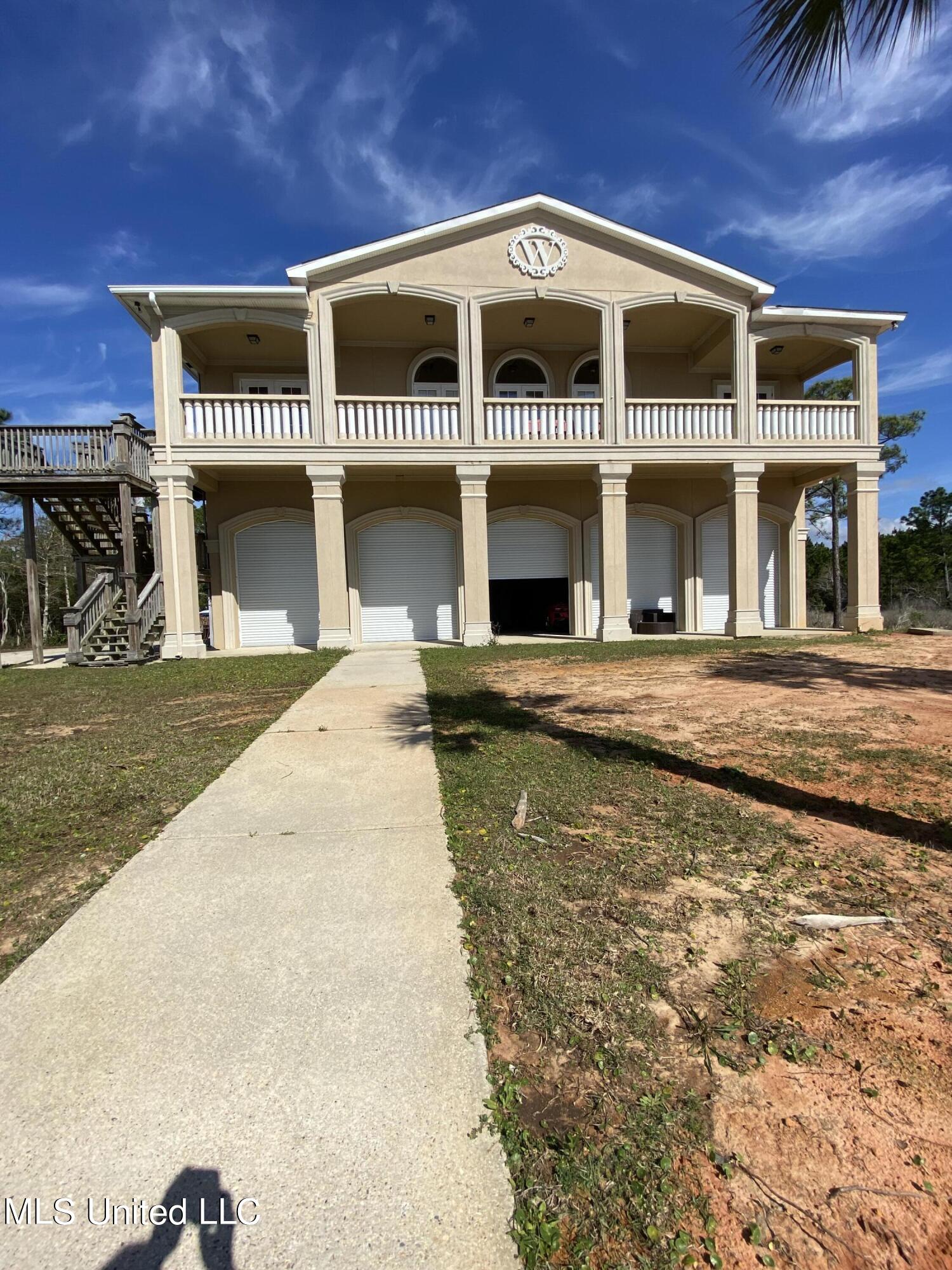 15105 Hummingbird Lane Property Photo 3
