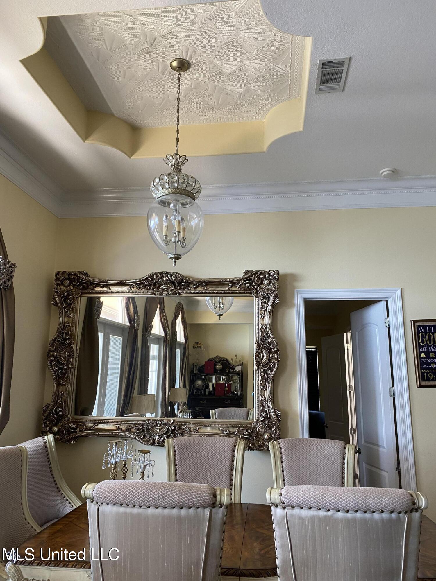 15105 Hummingbird Lane Property Photo 17