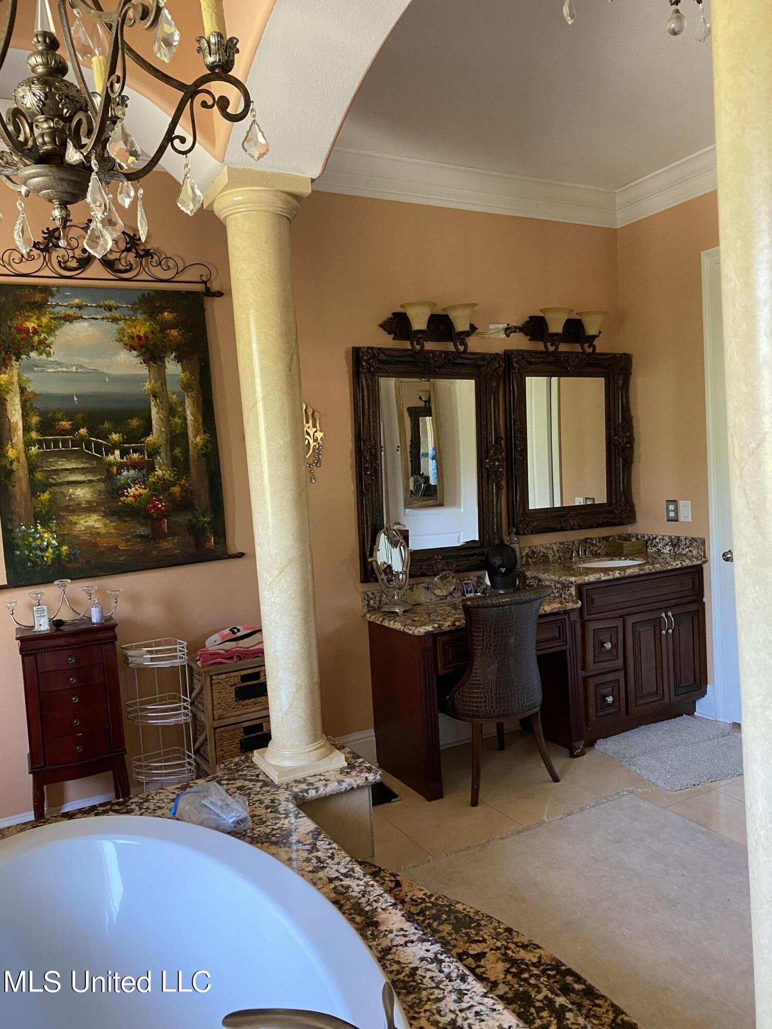 15105 Hummingbird Lane Property Photo 24
