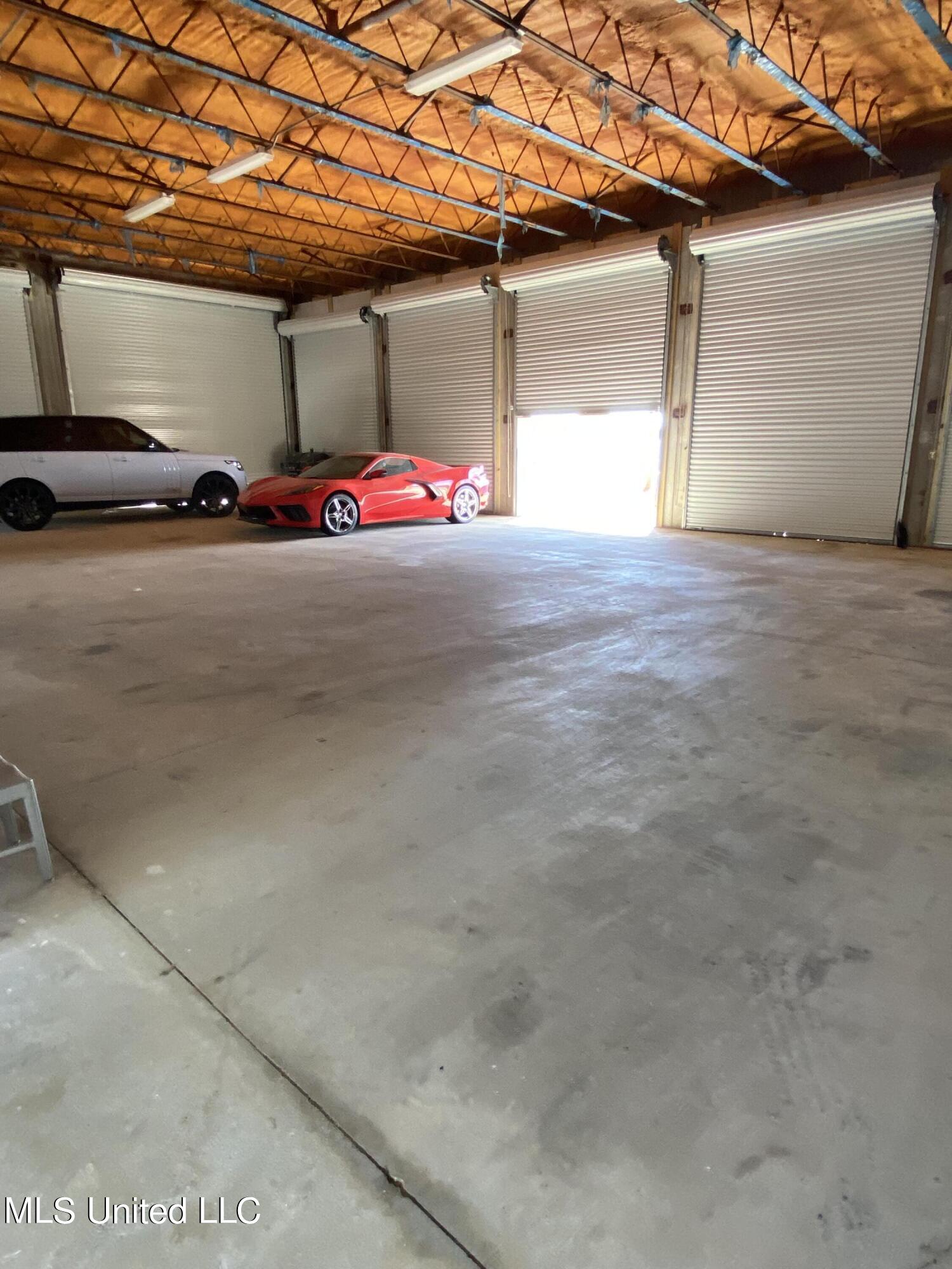 15105 Hummingbird Lane Property Photo 34