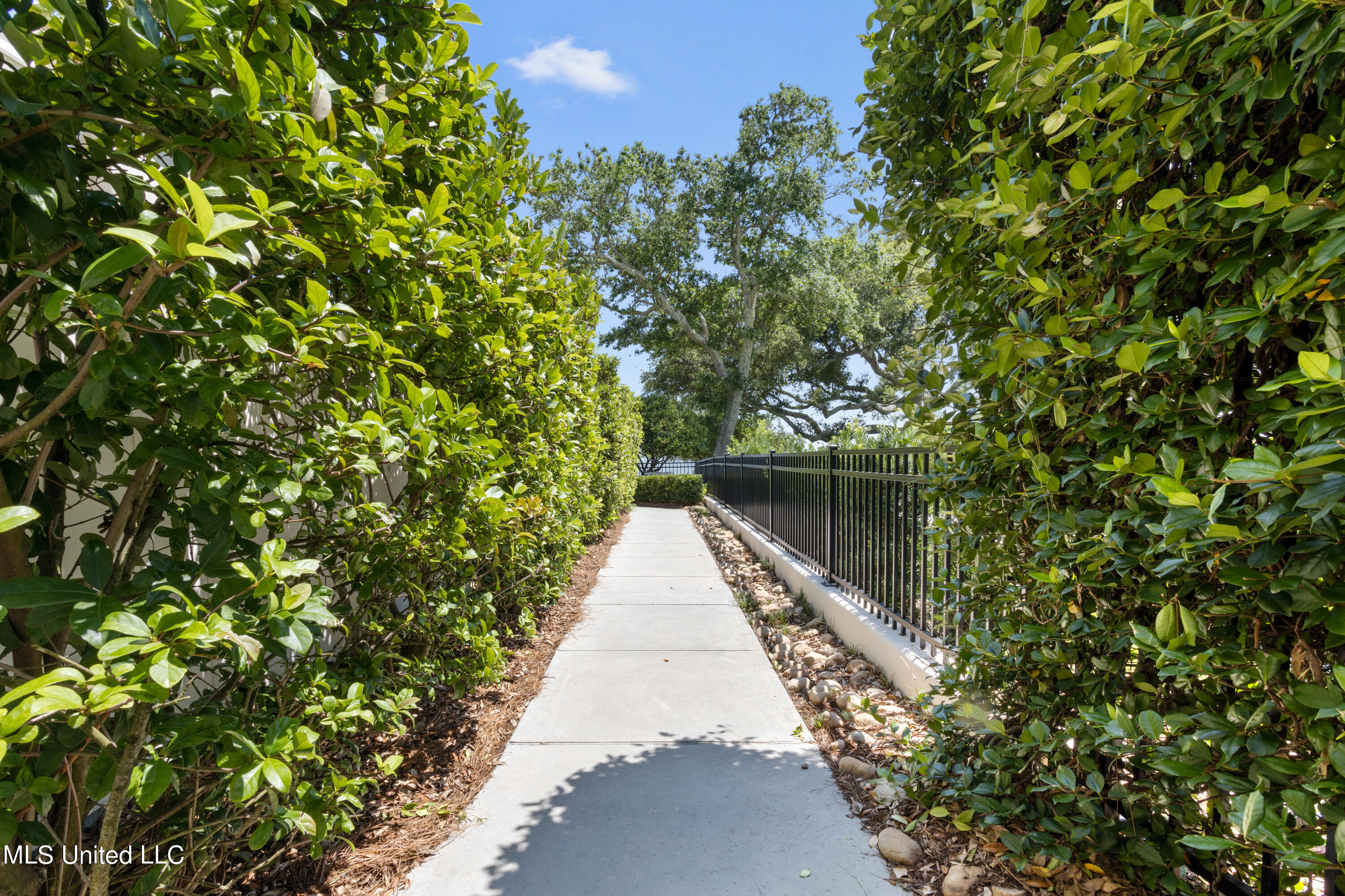 922 E Beach Boulevard Property Photo 118