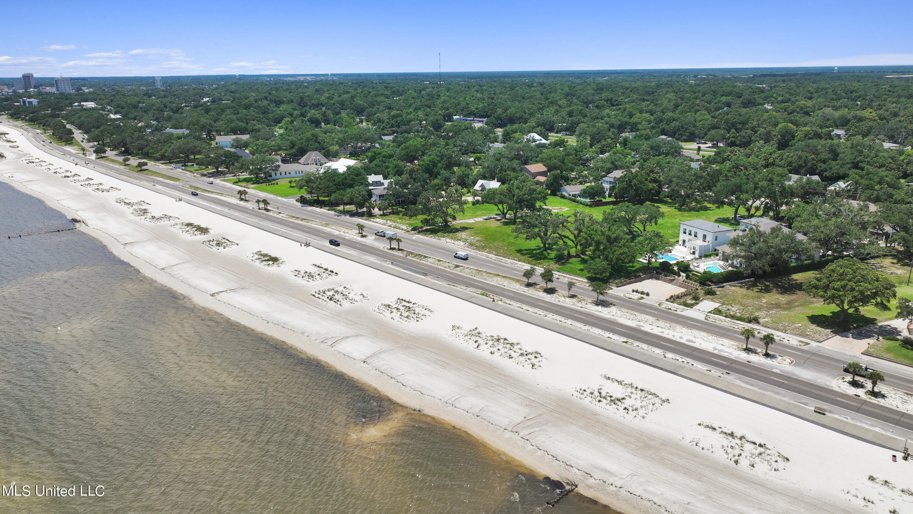 922 E Beach Boulevard Property Photo 131