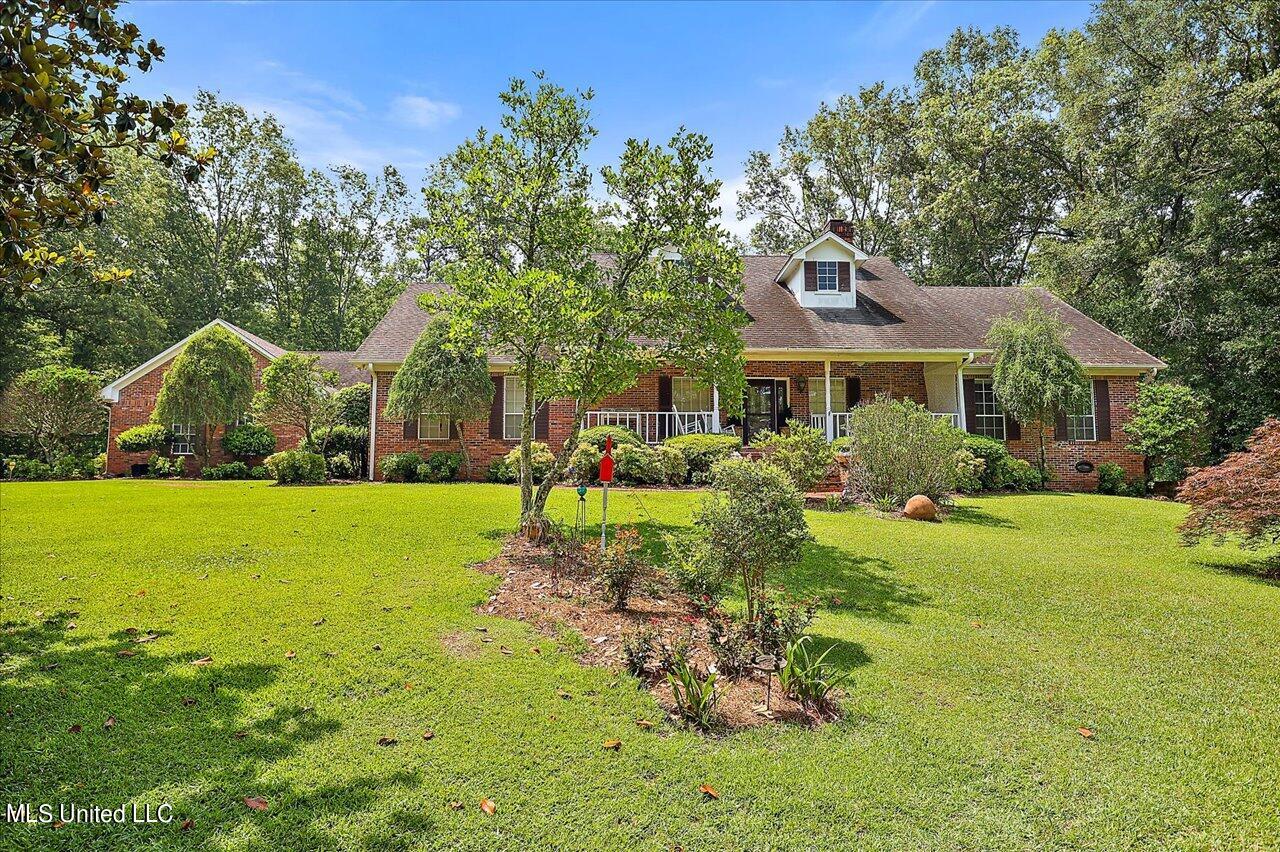 1600 Pine Hill Dr Drive Property Photo