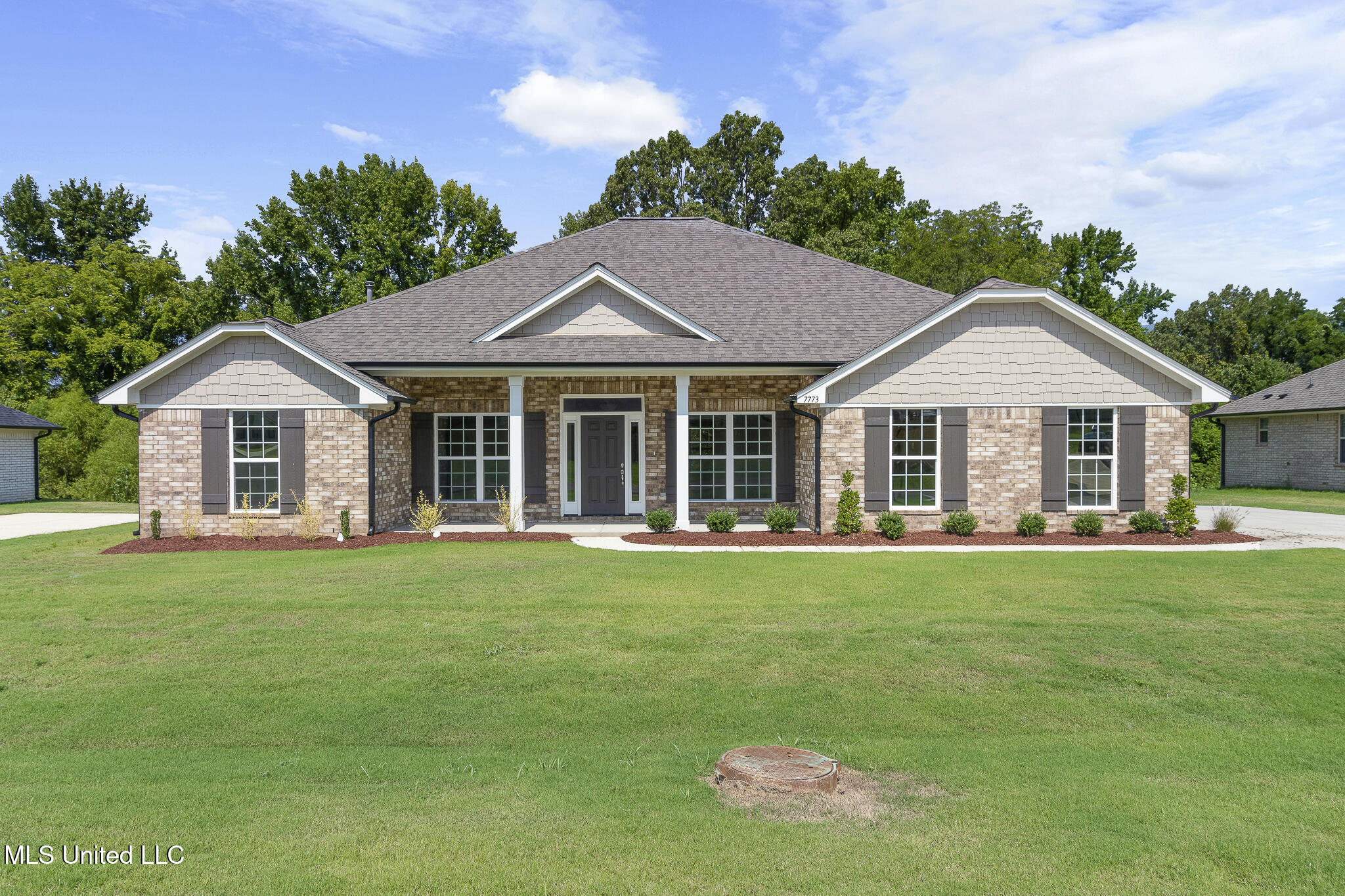 7773 Mary Mccoy Drive Property Photo 1