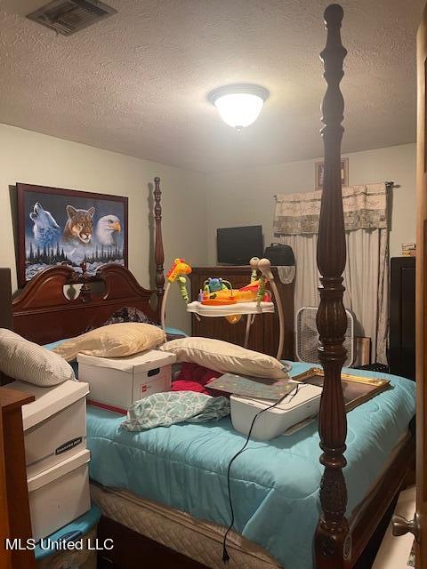 100 Renshaw Road Property Photo 9