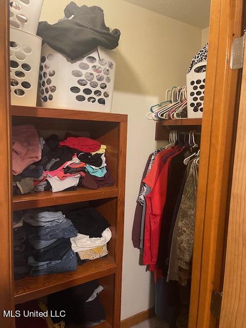 100 Renshaw Road Property Photo 14