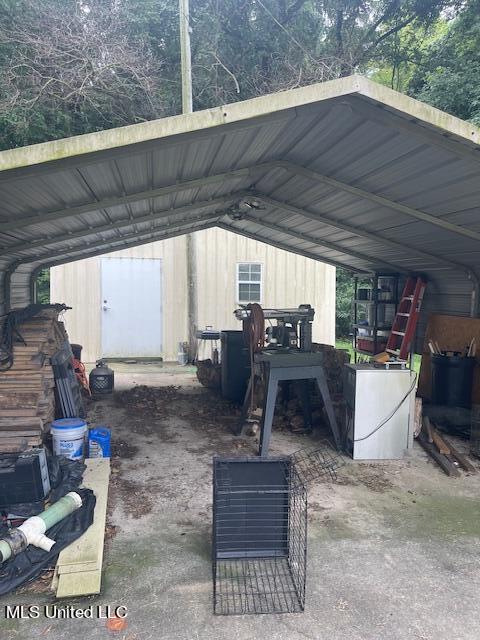 100 Renshaw Road Property Photo 16