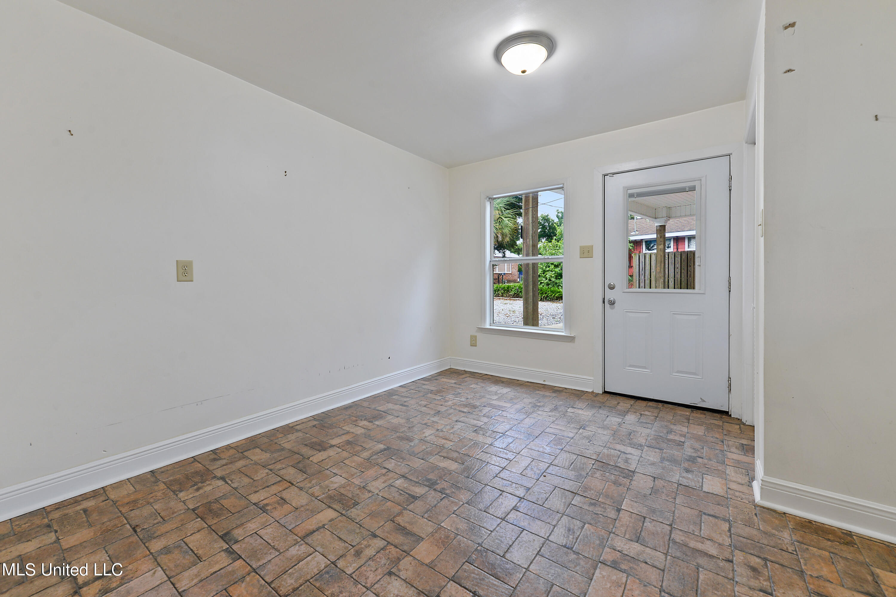 100 Hickory Lane Property Photo 19
