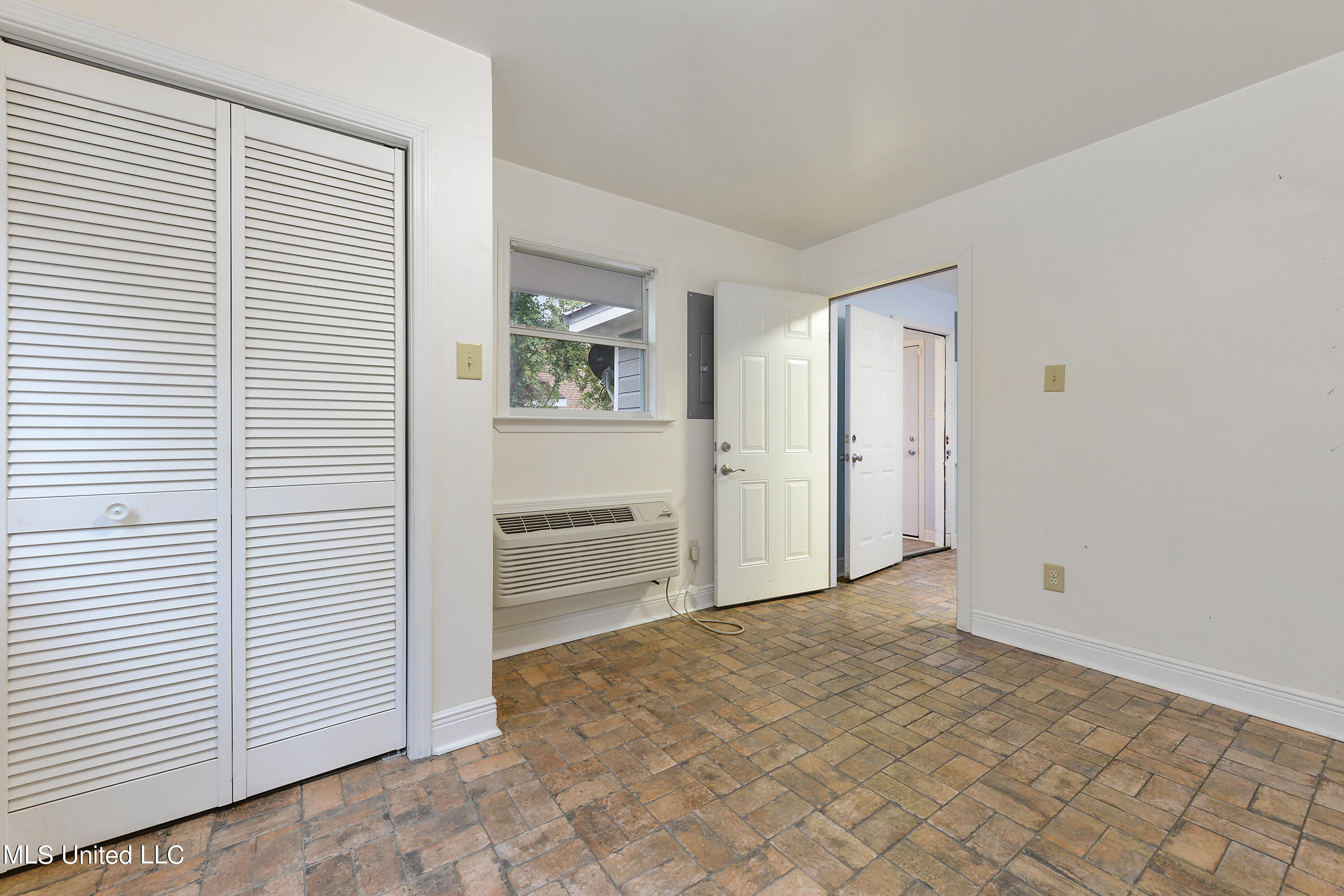 100 Hickory Lane Property Photo 20